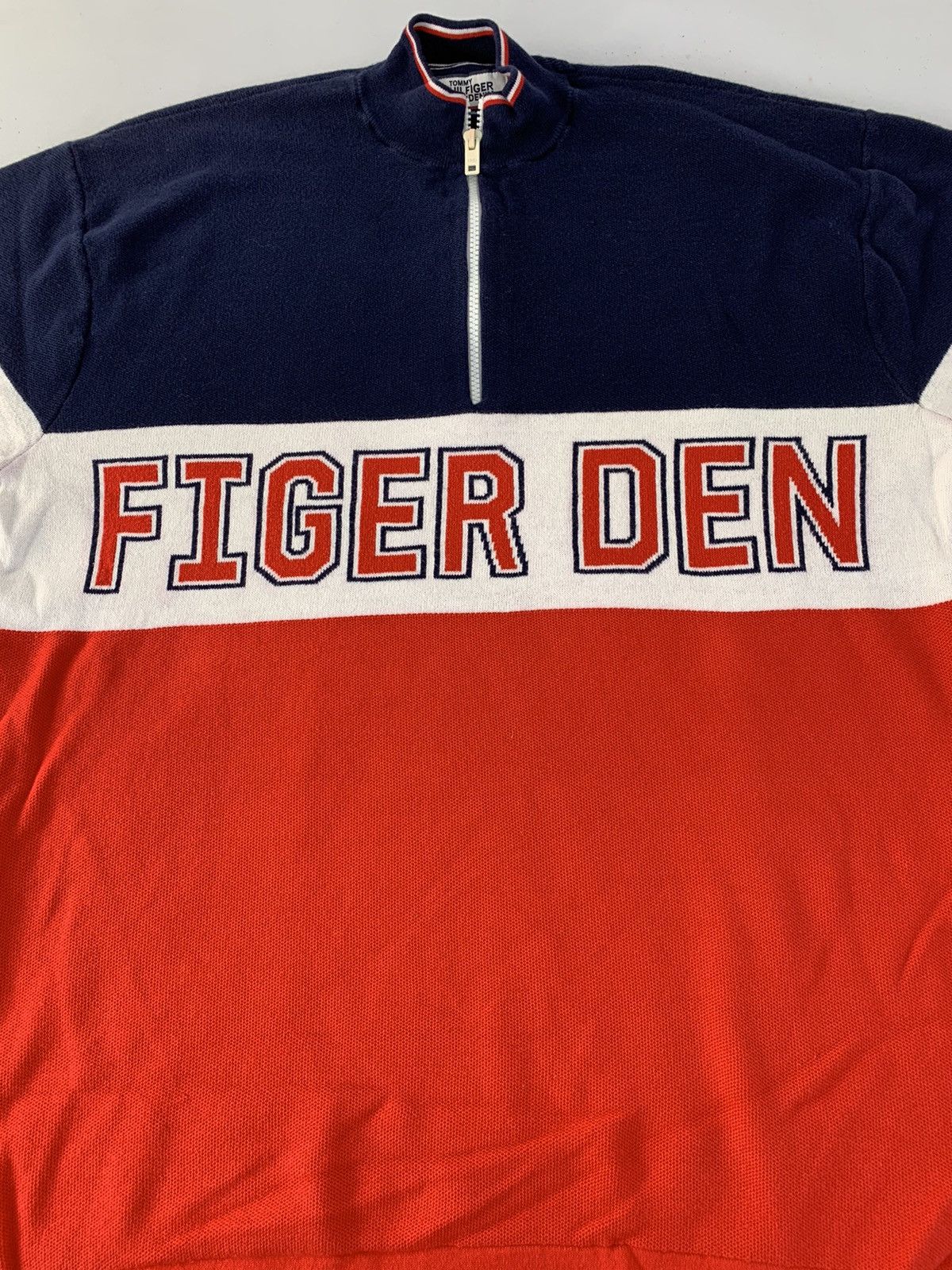 Tommy Hilfiger Tommy Hilfiger Denim Spell Out Big Logo Color Block Size US XL / EU 56 / 4 - 3 Thumbnail