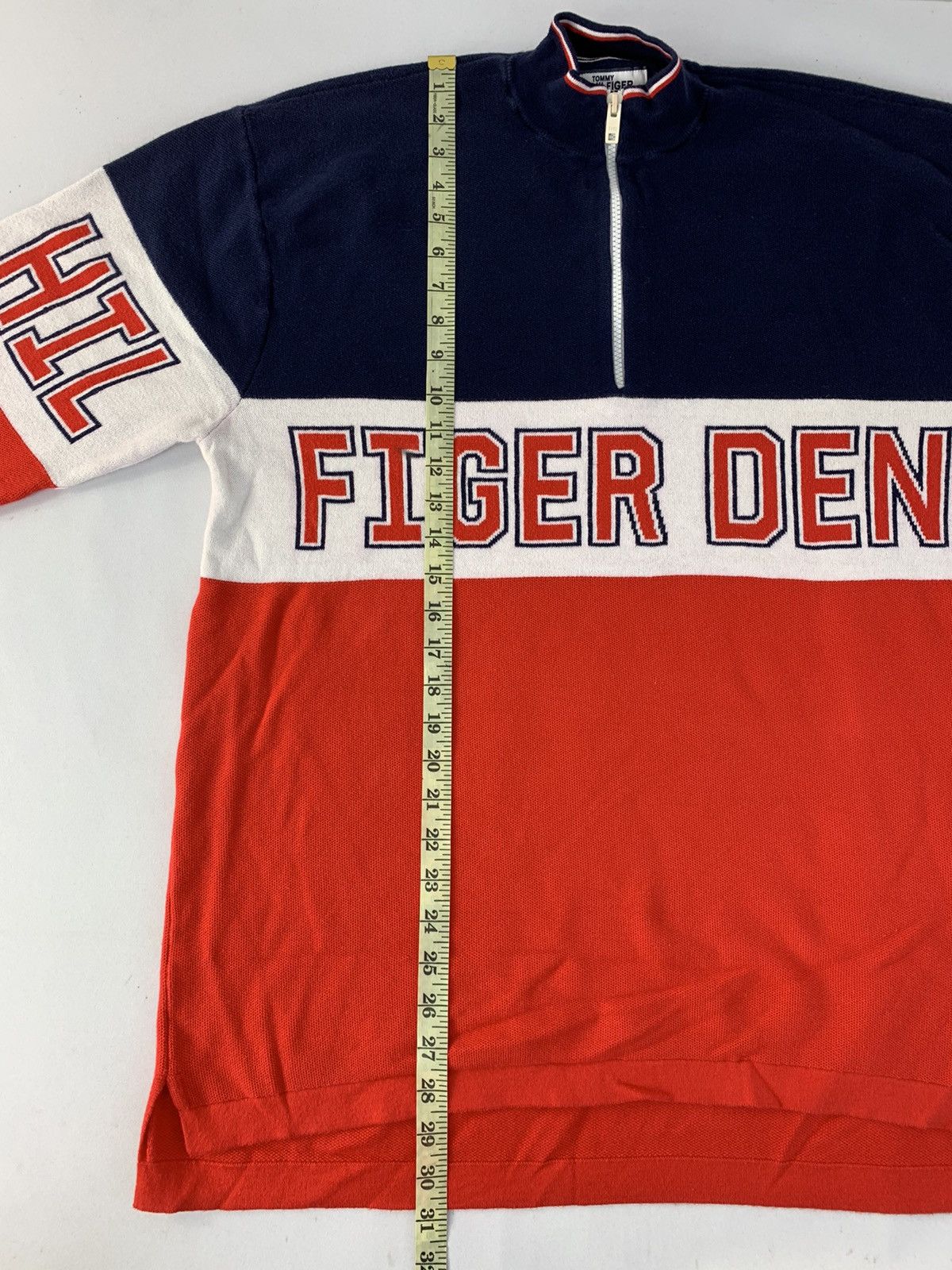 Tommy Hilfiger Tommy Hilfiger Denim Spell Out Big Logo Color Block Size US XL / EU 56 / 4 - 8 Thumbnail