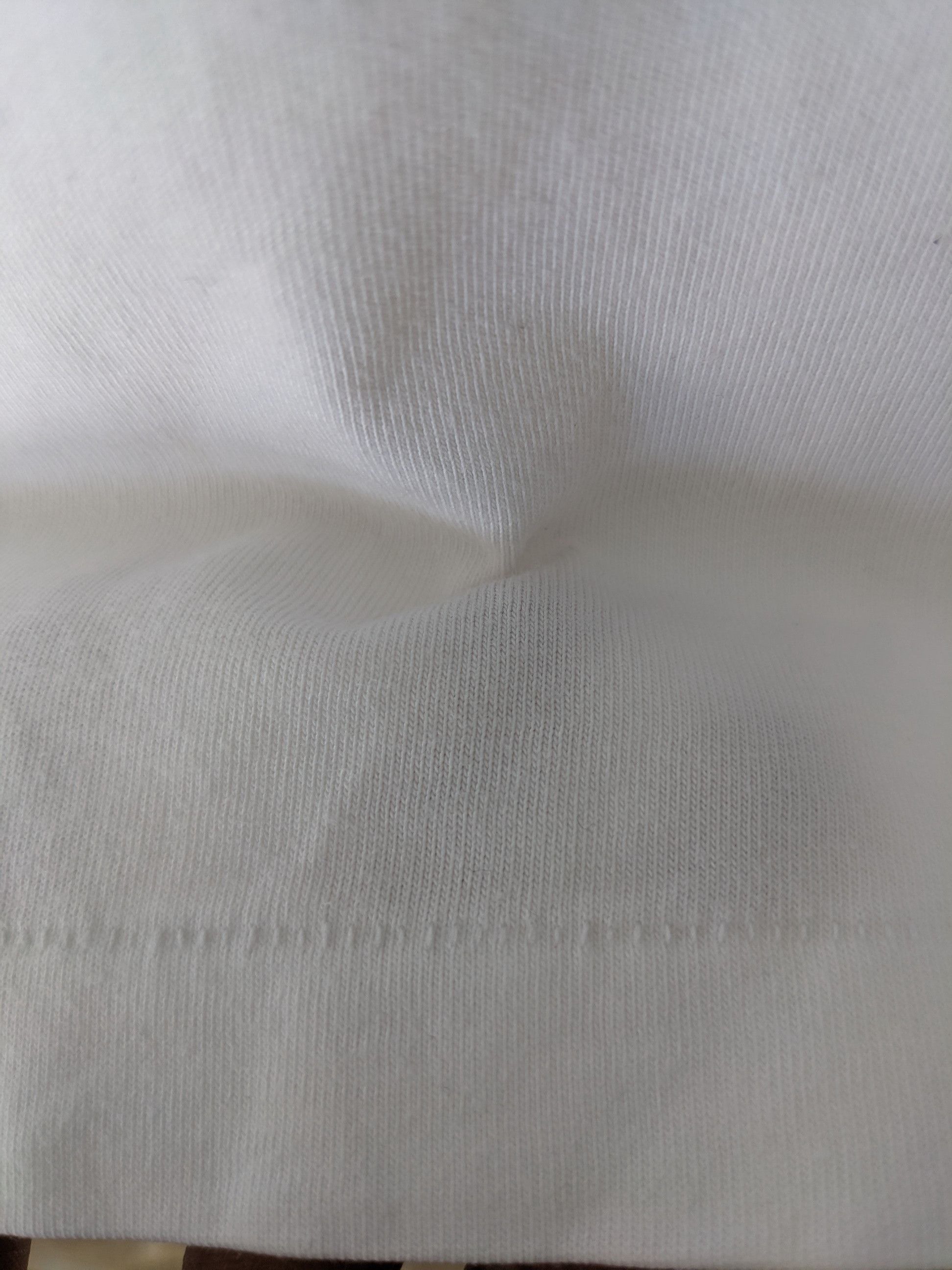 Kaws × Uniqlo Uniqlo X Kaws Tee Size S / US 4 / IT 40 - 4 Thumbnail