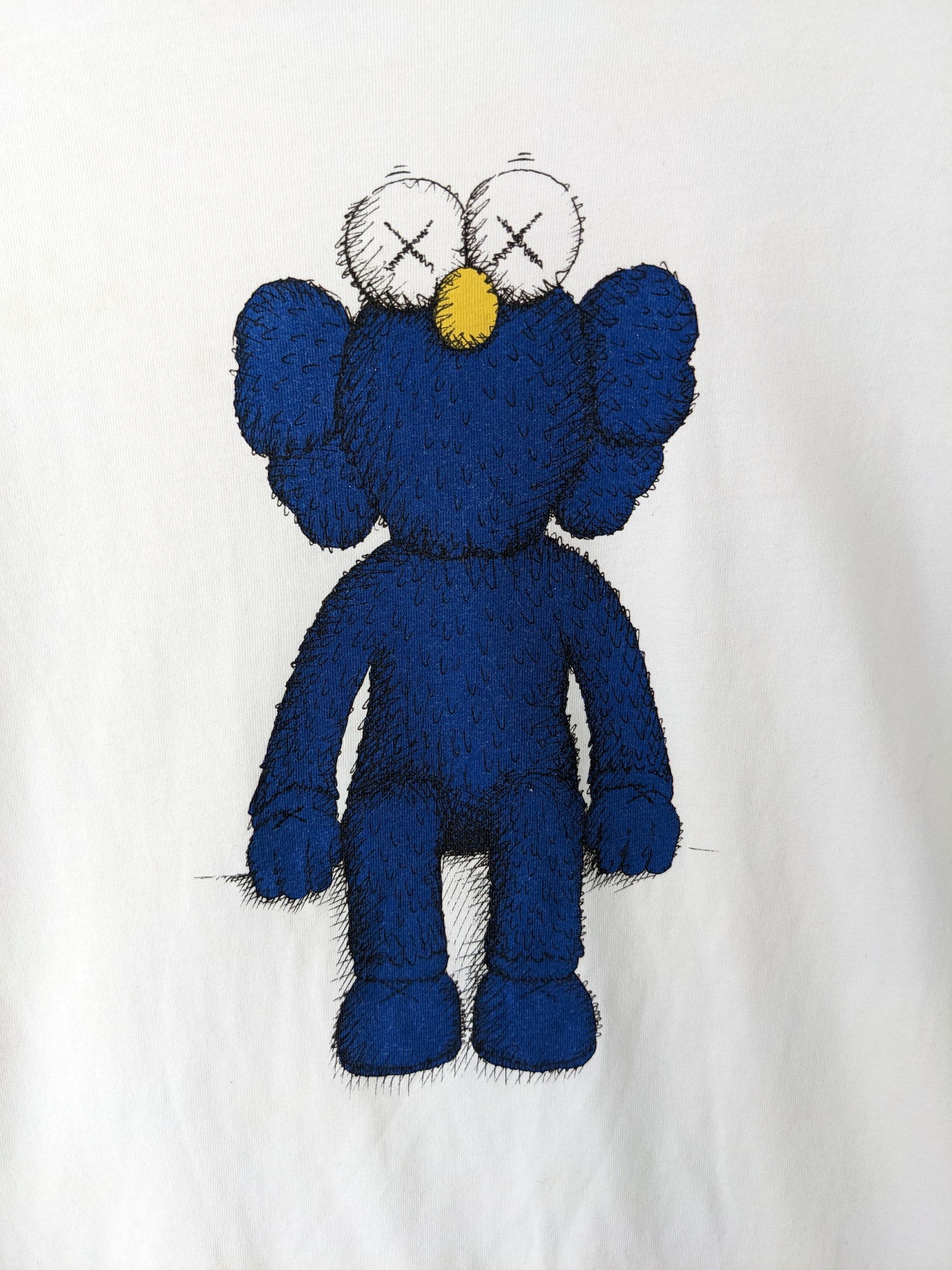 Kaws × Uniqlo Uniqlo X Kaws Tee Size S / US 4 / IT 40 - 2 Thumbnail