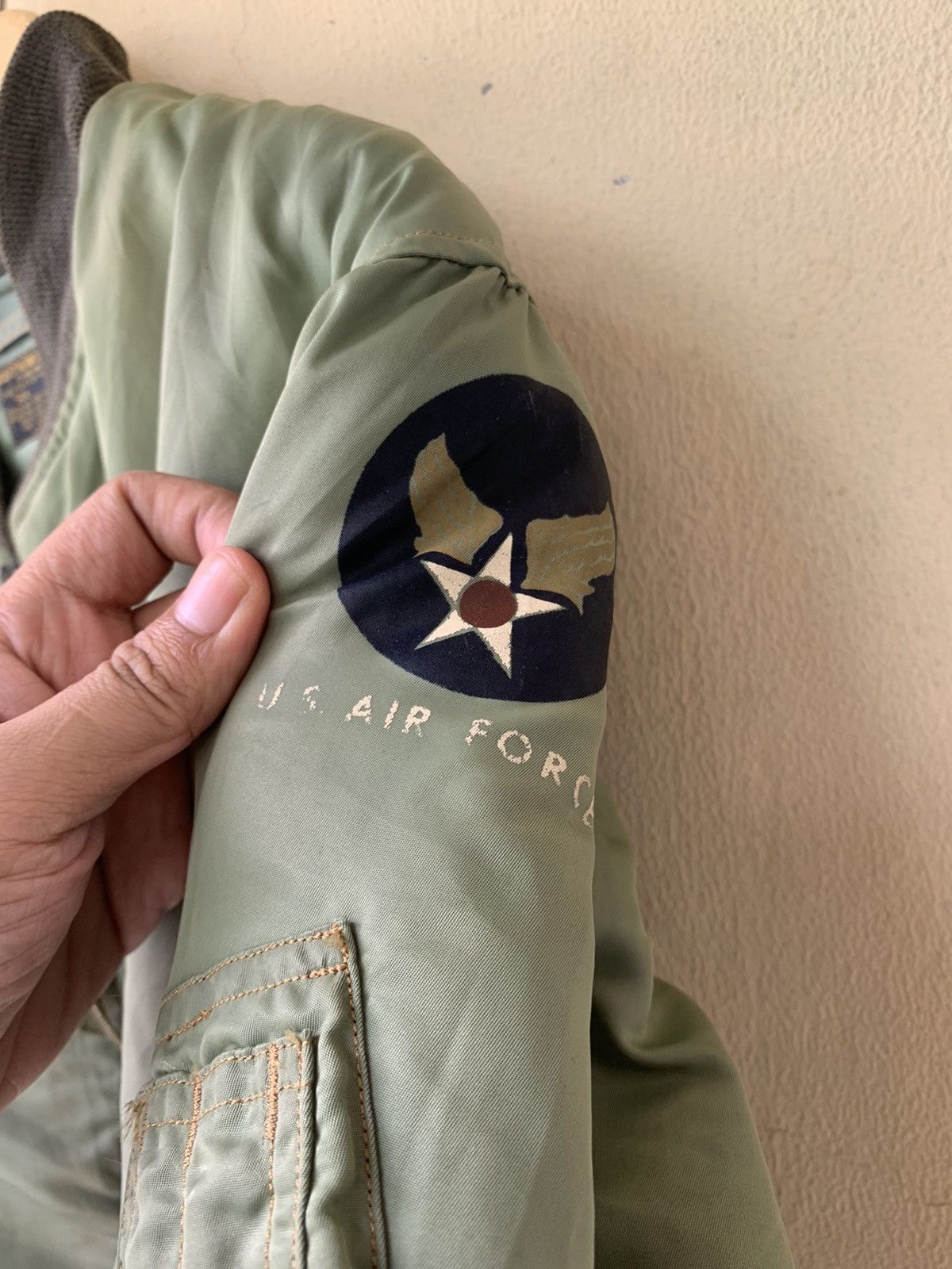 Buzz Rickson's Vintage 50s Reproduction MA-1 Buzz rickson Flight Jacket Size US L / EU 52-54 / 3 - 7 Thumbnail