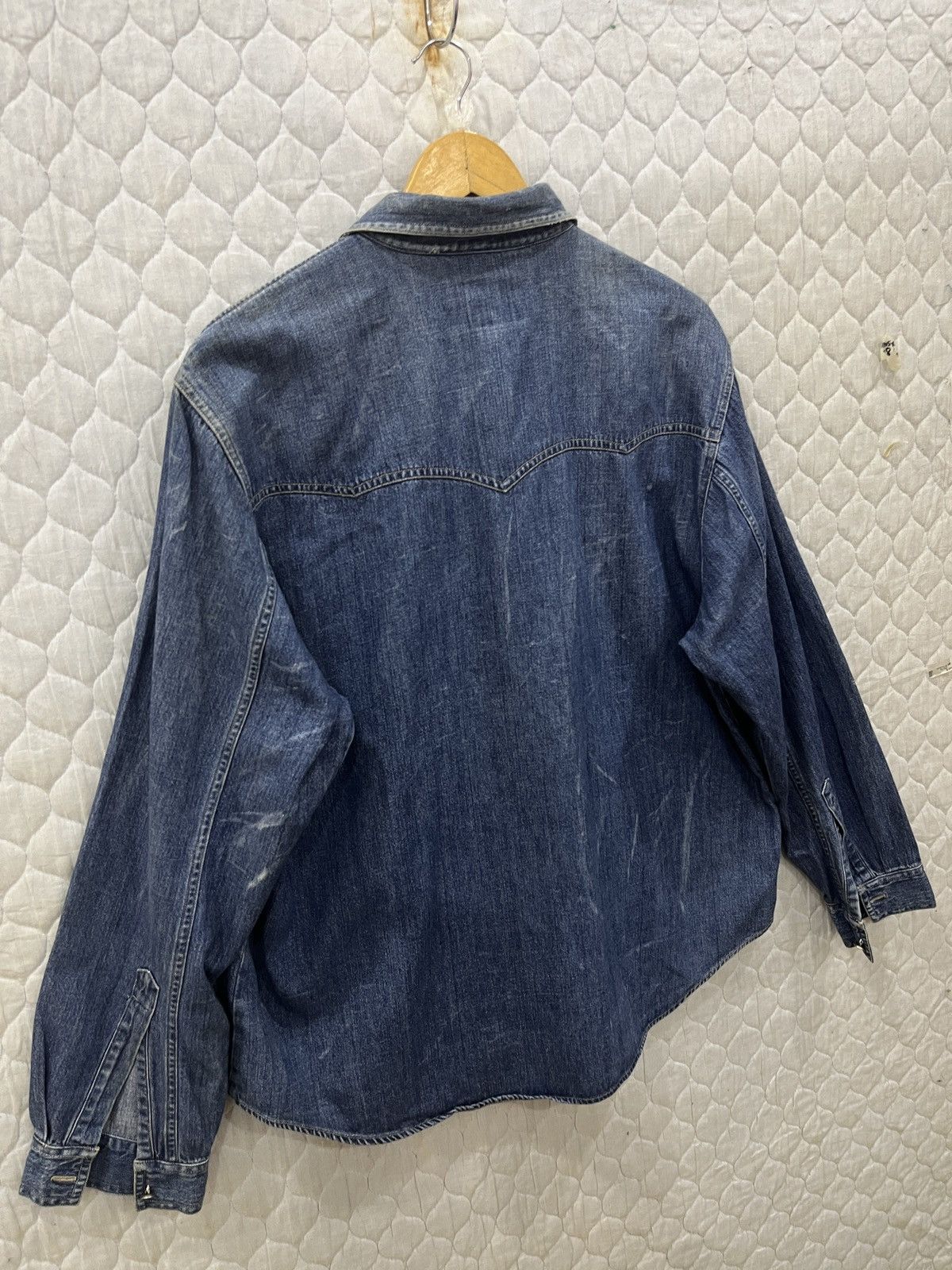 Levi's (Vvv). VINTAGE LEVIS RED TOP WOVEN TOPS DENIM SHIRTS Size US L / EU 52-54 / 3 - 10 Thumbnail