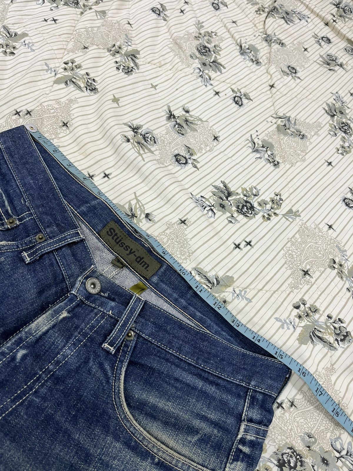 Stussy L. VINTAGE STUSSY HYPEBEAST DENIM Size US 31 - 16 Thumbnail