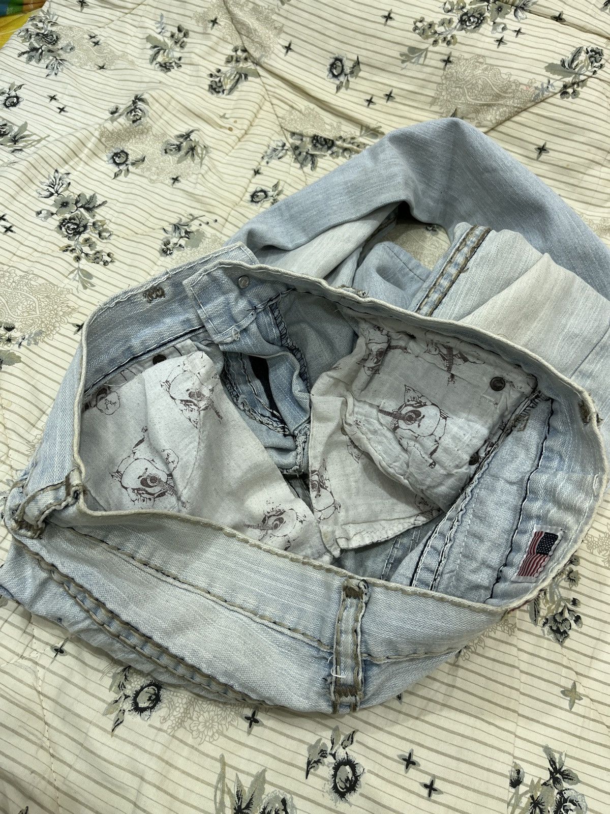 True Religion (Ttt). TRUE RELIGION HYPEBEAST DENIM Size US 35 - 11 Thumbnail