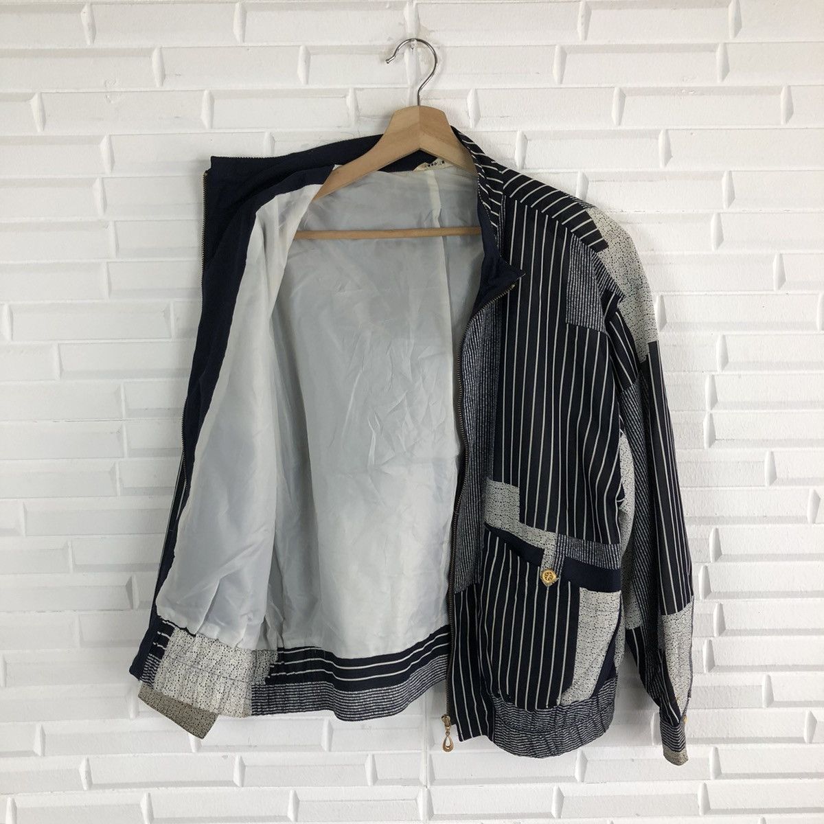 Japanese Brand BRIDGE HIGH MA-1 DESIGN JACKET INSPIRED BY ISSEY MIYAKE Size US L / EU 52-54 / 3 - 9 Thumbnail