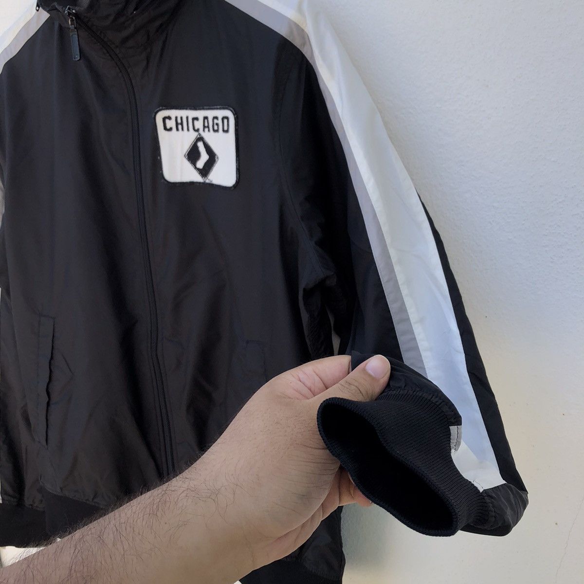 Japanese Brand MLB CHICAGO WHITE SOX BIG LOGO JACKET Size US L / EU 52-54 / 3 - 5 Thumbnail