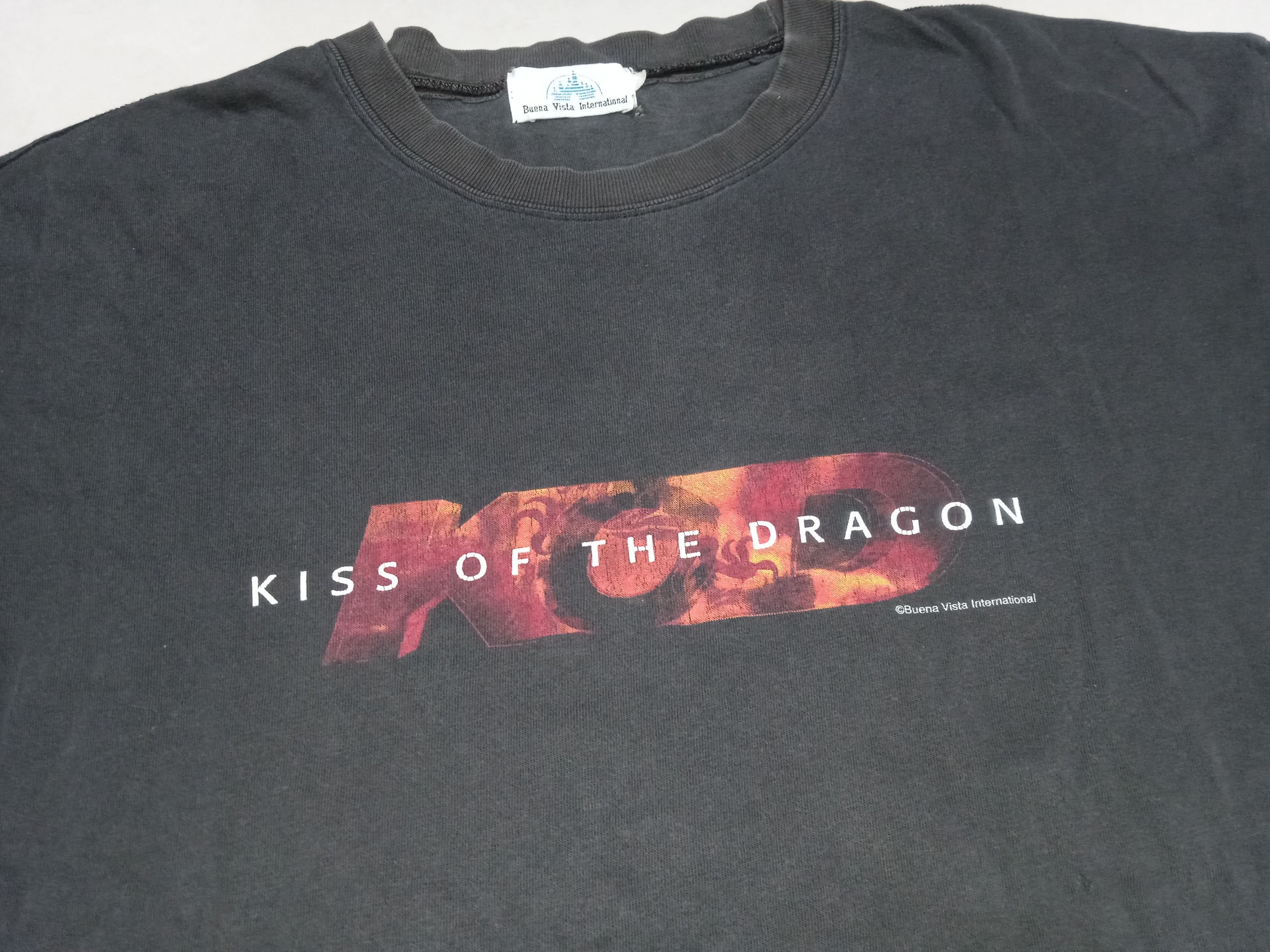 Vintage Vintage Kiss Of the Dragon T-Shirt Jet Li Thrashed Size US L / EU 52-54 / 3 - 4 Thumbnail