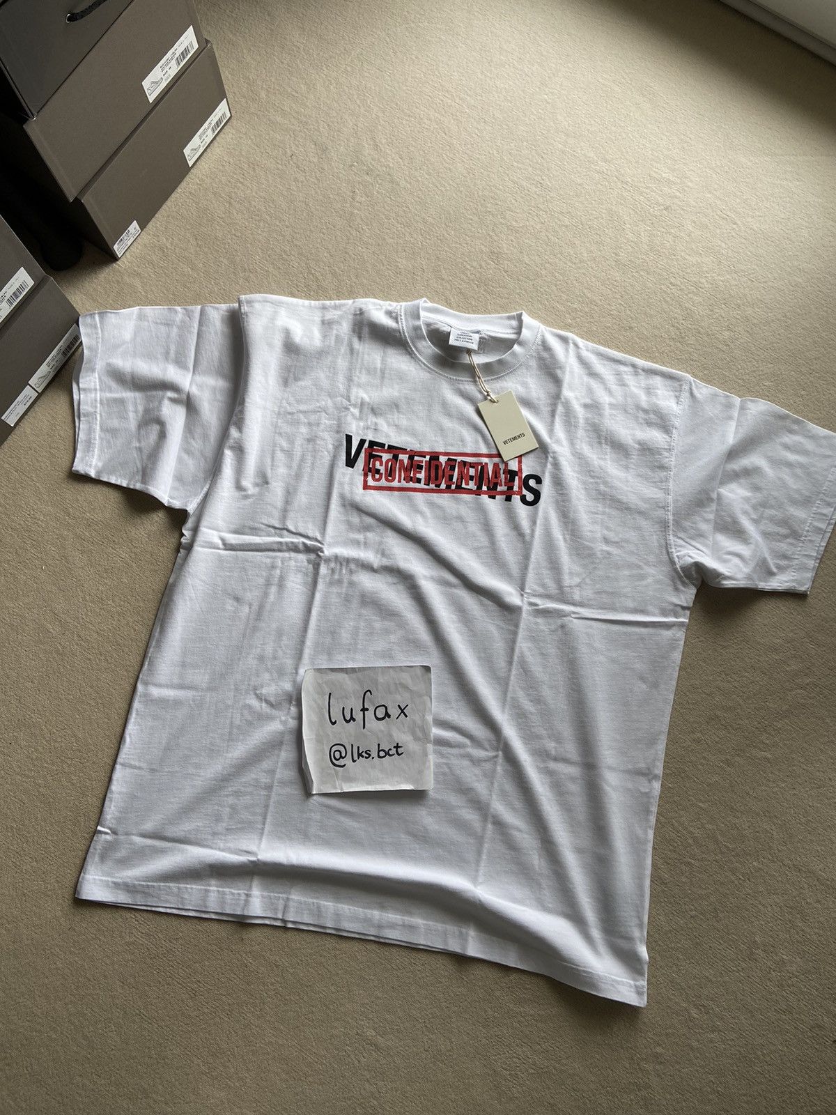 image of New | Vetements Confidential Logo Tshirt White Red Size S, Men's