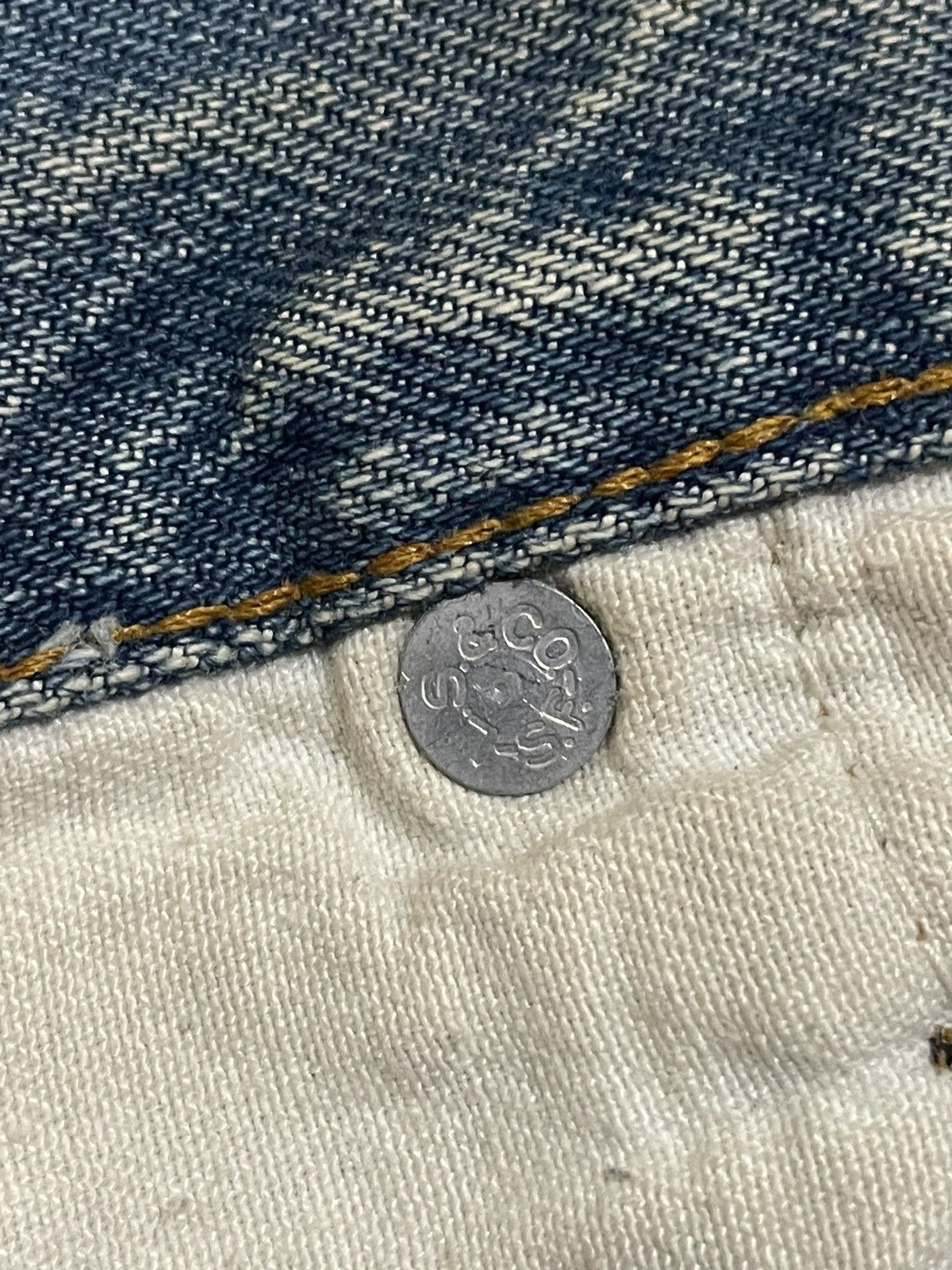 Levi's Vintage 1980 Levis 501 e Selvedge Distresed Denim Size US 28 / EU 44 - 18 Thumbnail