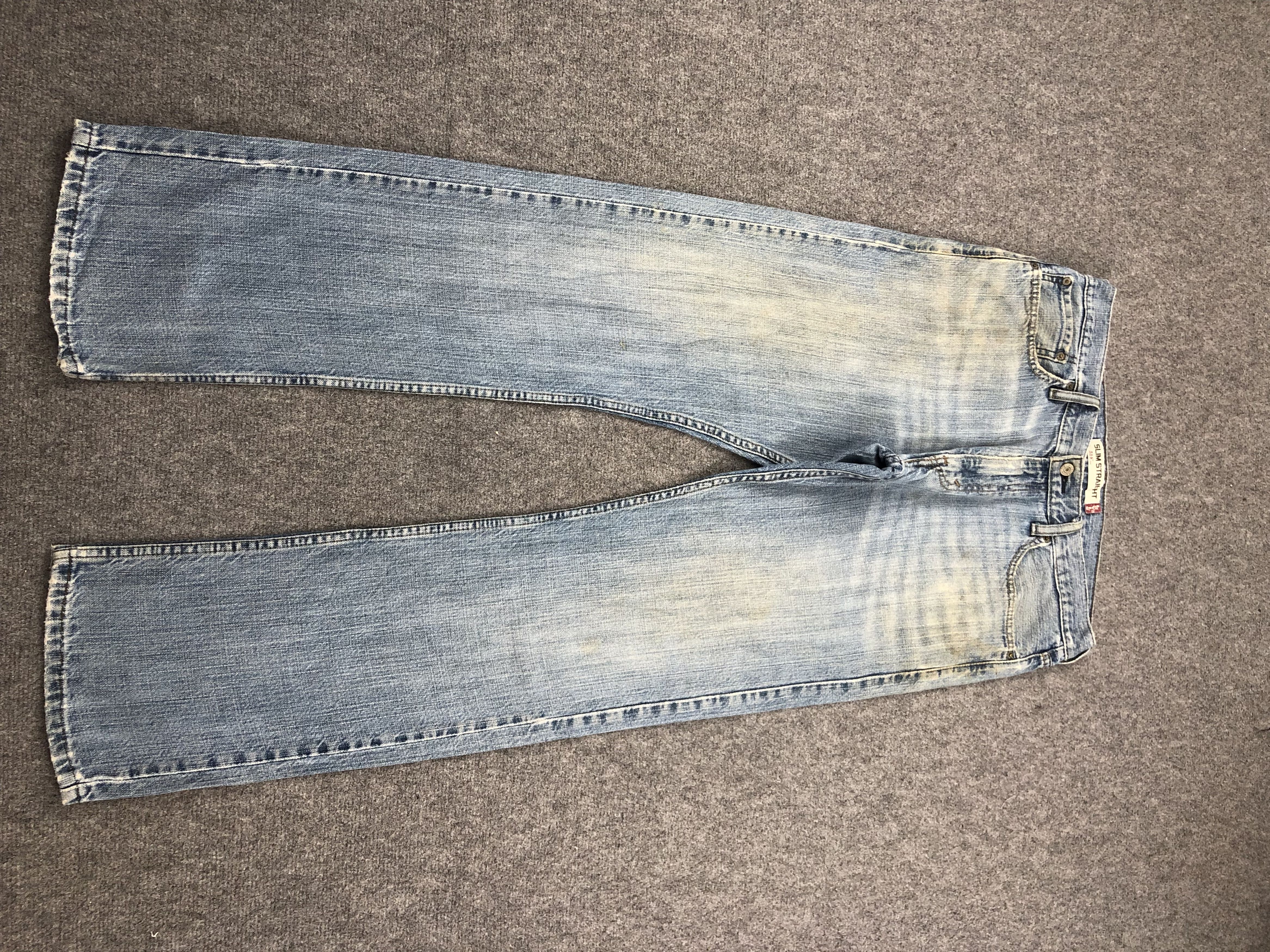 image of Levis 514 Faded Blue Jeans in Blue Denim, Men's (Size 35)