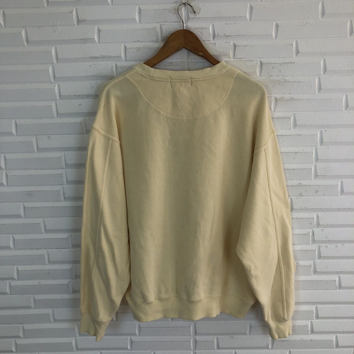 Japanese Brand VINTAGE BENETTON FORMULA 1 RACING TEAM BIG LOGO SWEATSHIRT Size US L / EU 52-54 / 3 - 5 Thumbnail