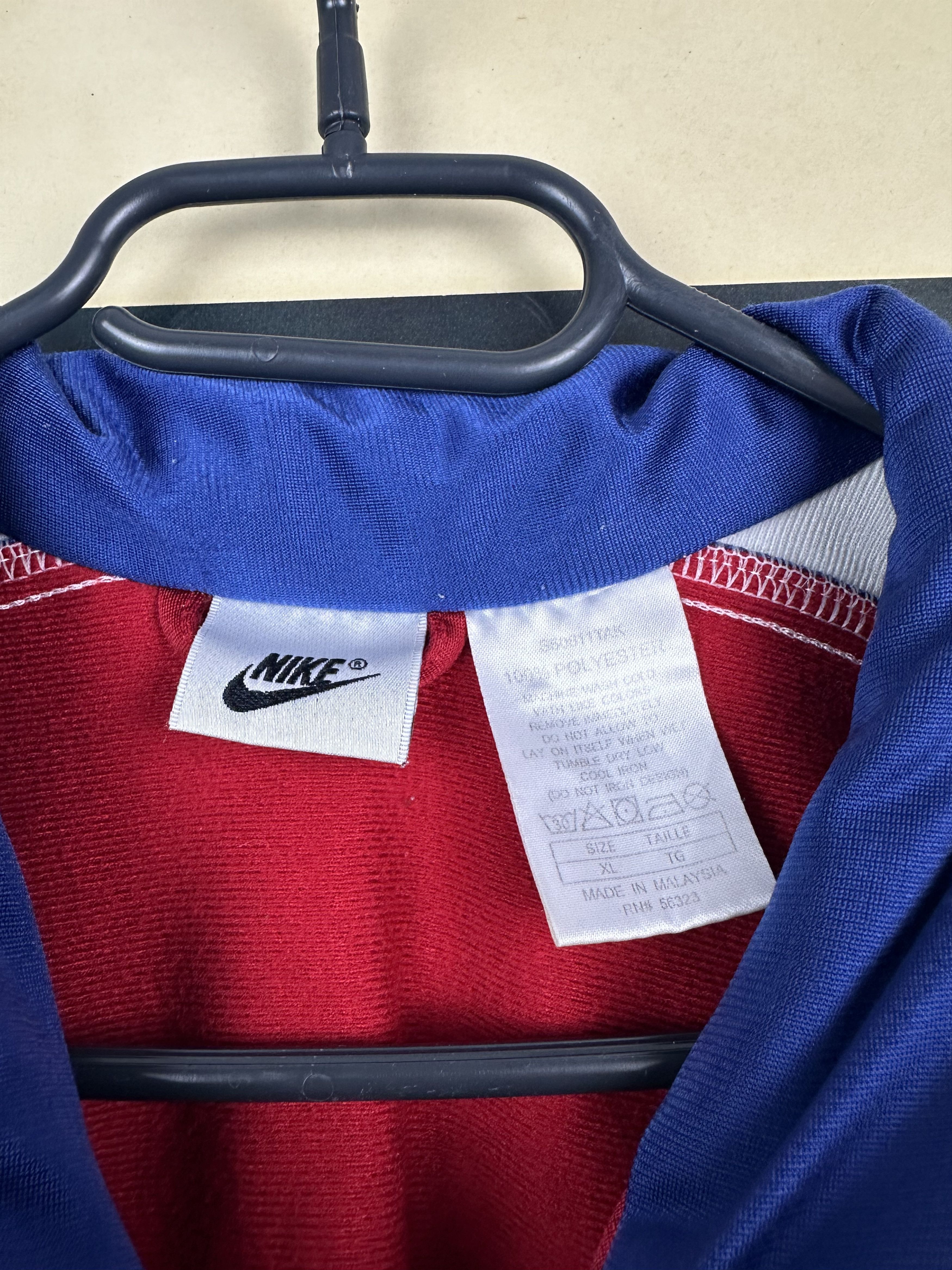 Nike Vintage Nike Jacket Track Top Rare Hype Y2k Swoosh Size US XL / EU 56 / 4 - 4 Thumbnail