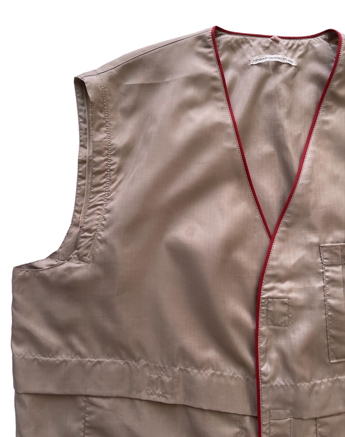 Issey Miyake 1980s SAMPLE ❗️Issey Miyake Design Studio Nylon Vest Size US L / EU 52-54 / 3 - 7 Thumbnail