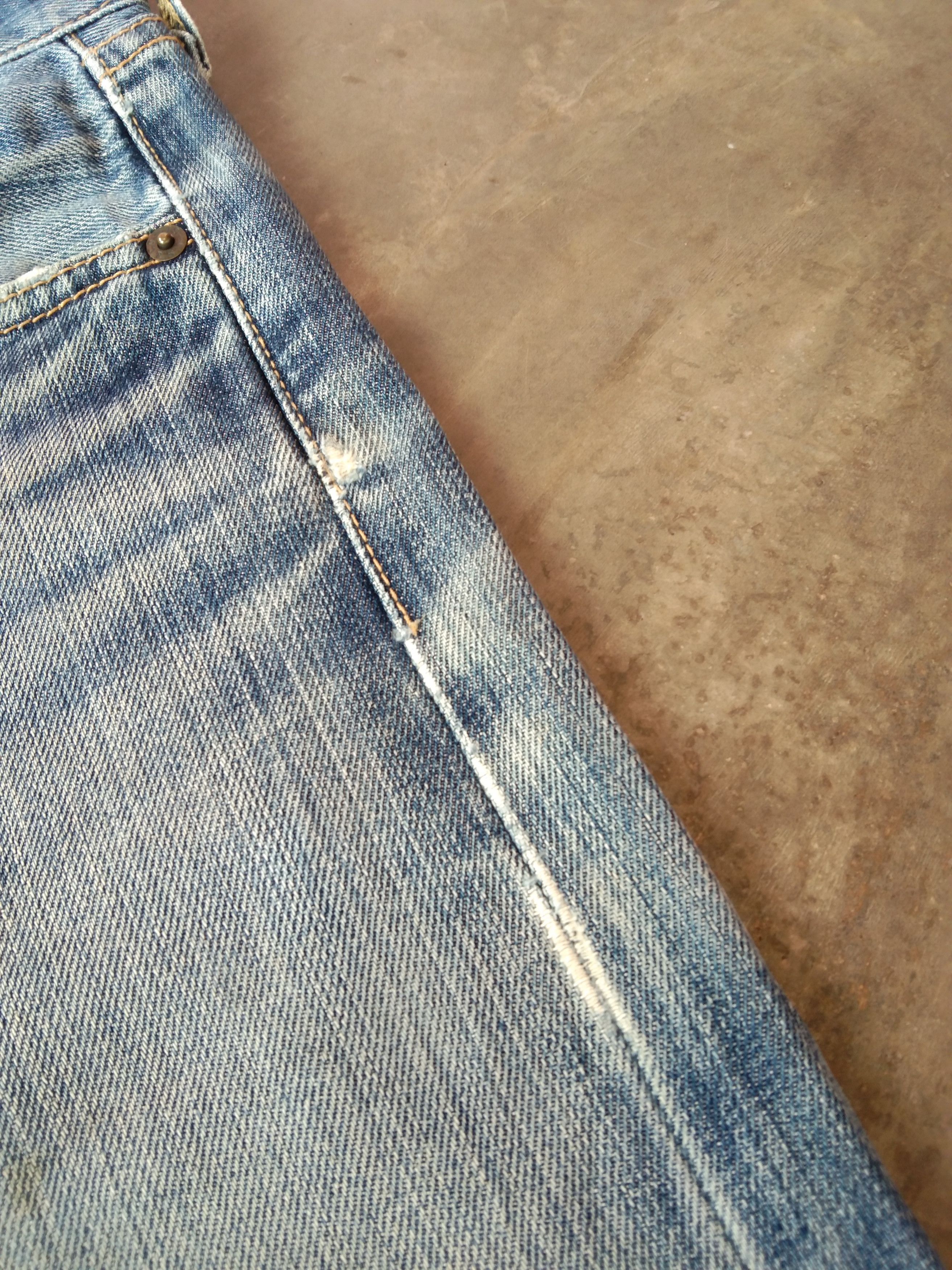 Levi's Vintage Levi's 501 Rusty Wash Distressed Jeans 31x32 Size US 31 - 6 Thumbnail