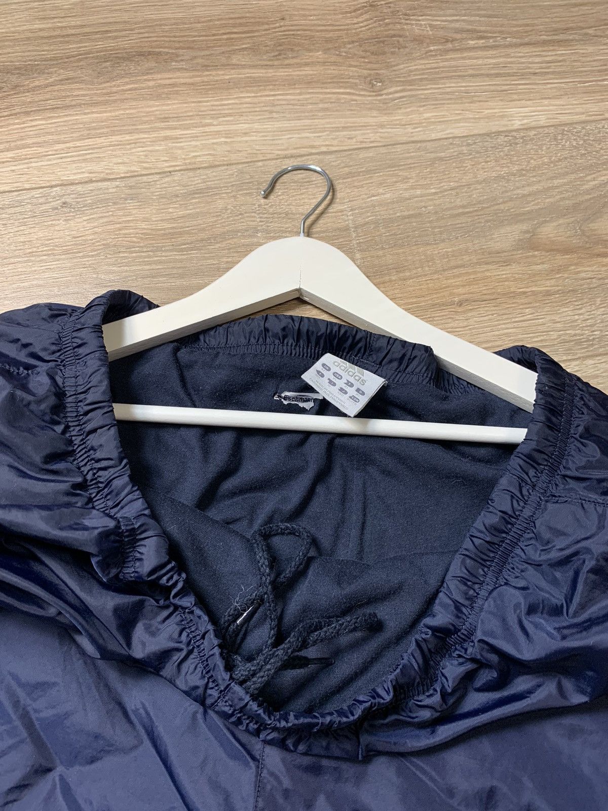 Adidas × Vintage Vintage Y2K Navy Blue Adidas Nylon Trackpants Size US 36 / EU 52 - 10 Thumbnail