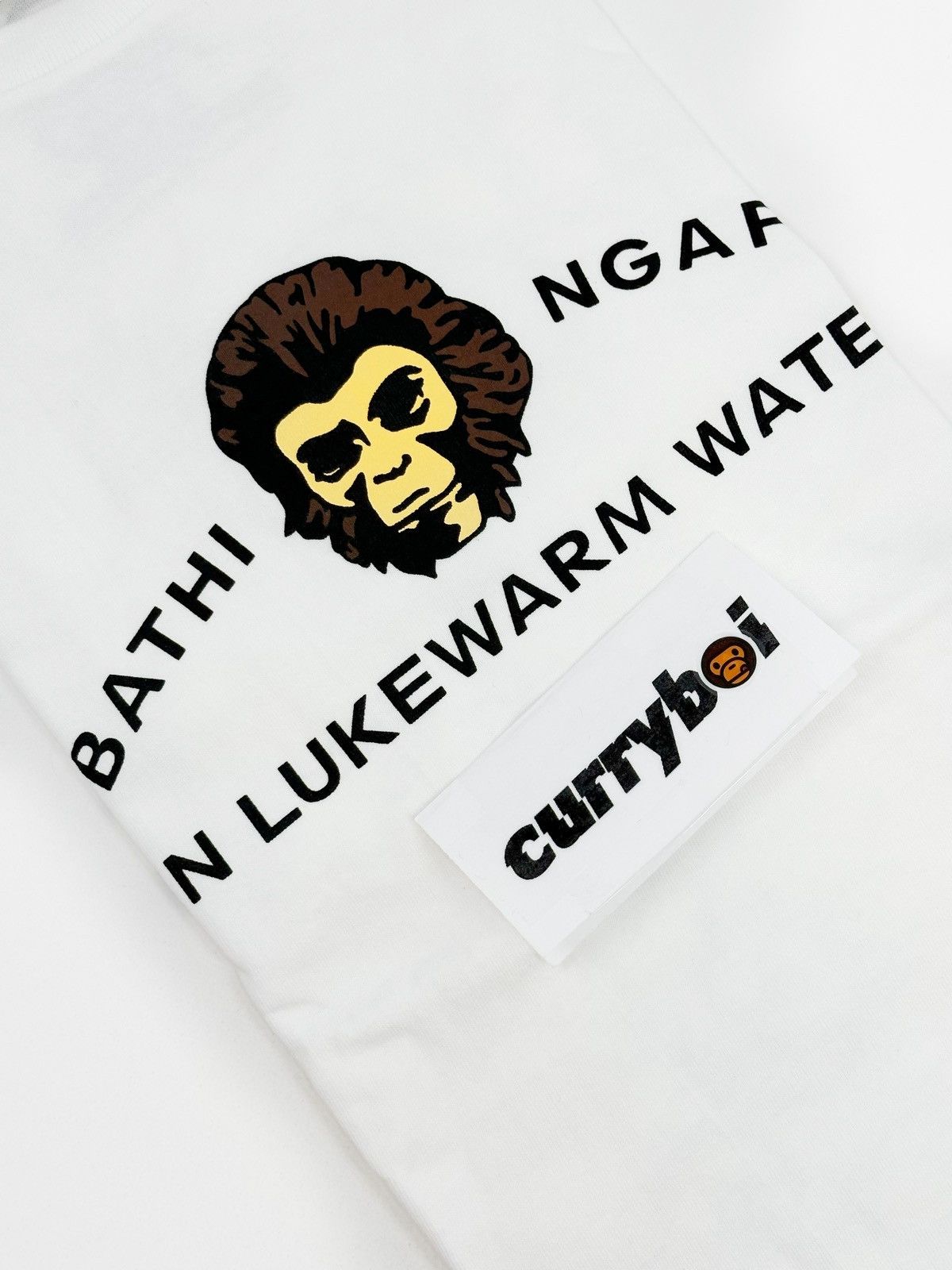 Bape SALE🔥BAPE Archive Graphic #4 Tee White Size US L / EU 52-54 / 3 - 5 Thumbnail