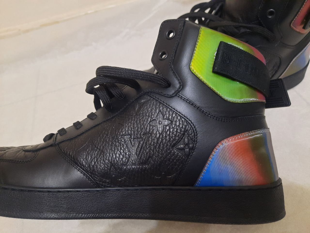 Louis Vuitton Rivoli Rainbow Sneakers Size US 11 / EU 44 - 2 Thumbnail