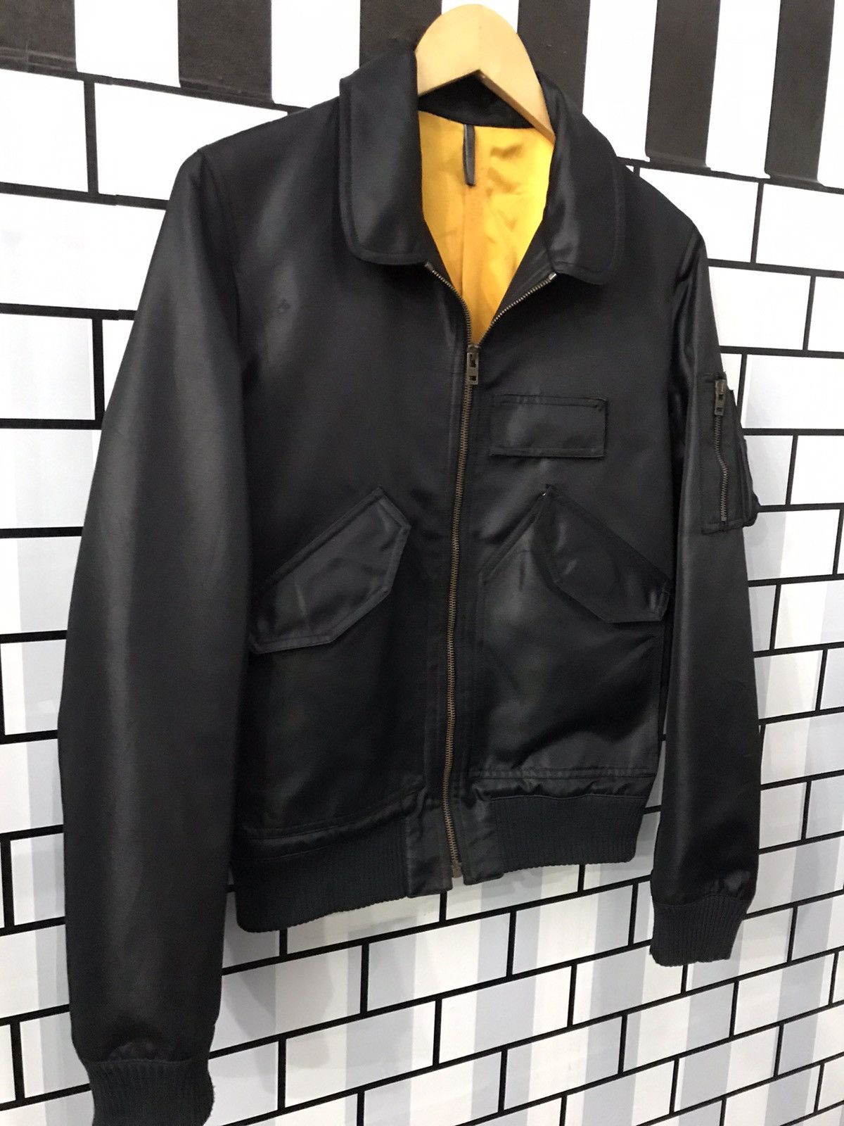 Dior × Hedi Slimane SS06 Dior Homme Hedi Slimane Ma-1 Bomber Jacket Size M / US 6-8 / IT 42-44 - 3 Thumbnail