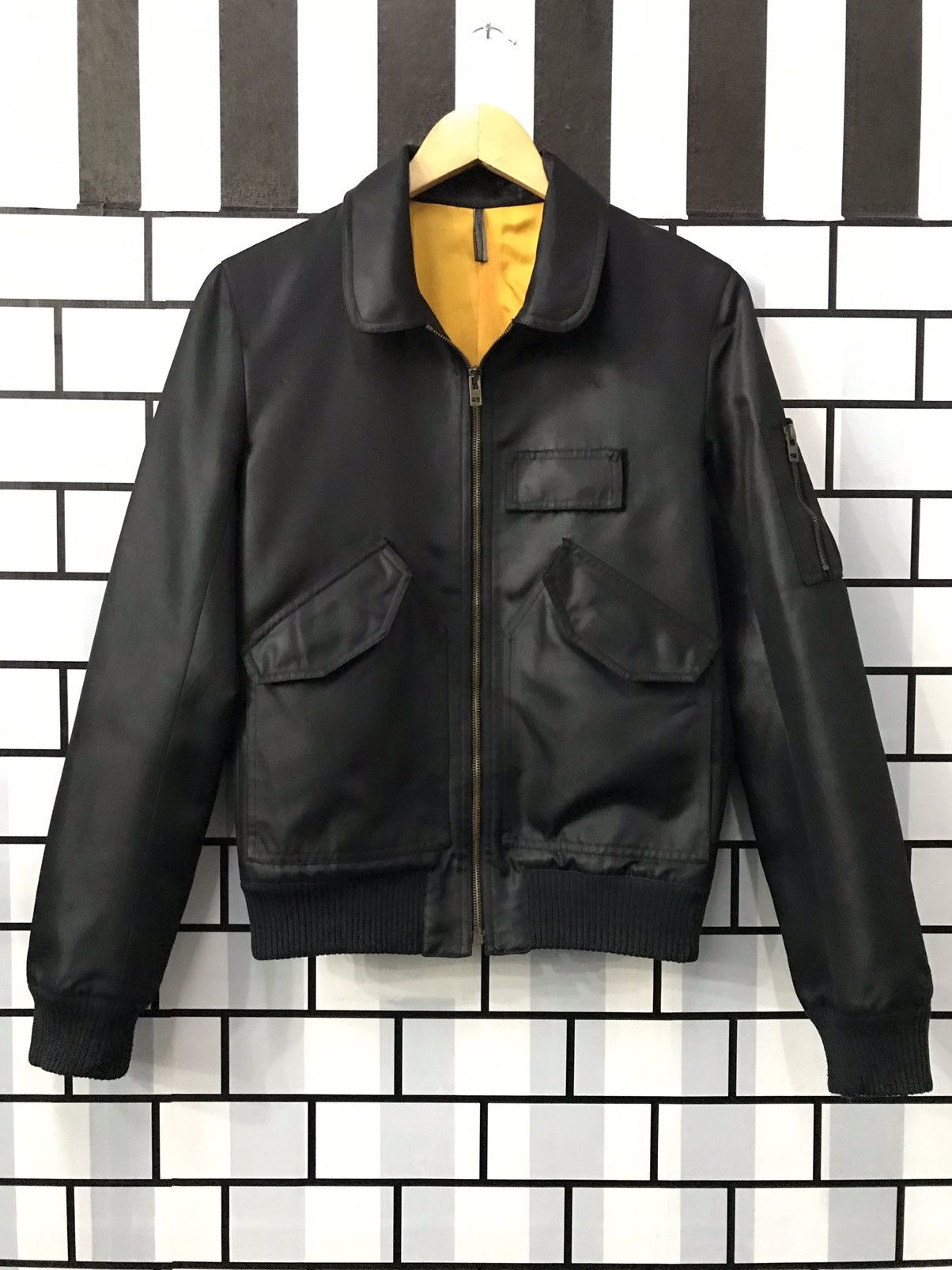 Dior × Hedi Slimane SS06 Dior Homme Hedi Slimane Ma-1 Bomber Jacket Size M / US 6-8 / IT 42-44 - 4 Thumbnail