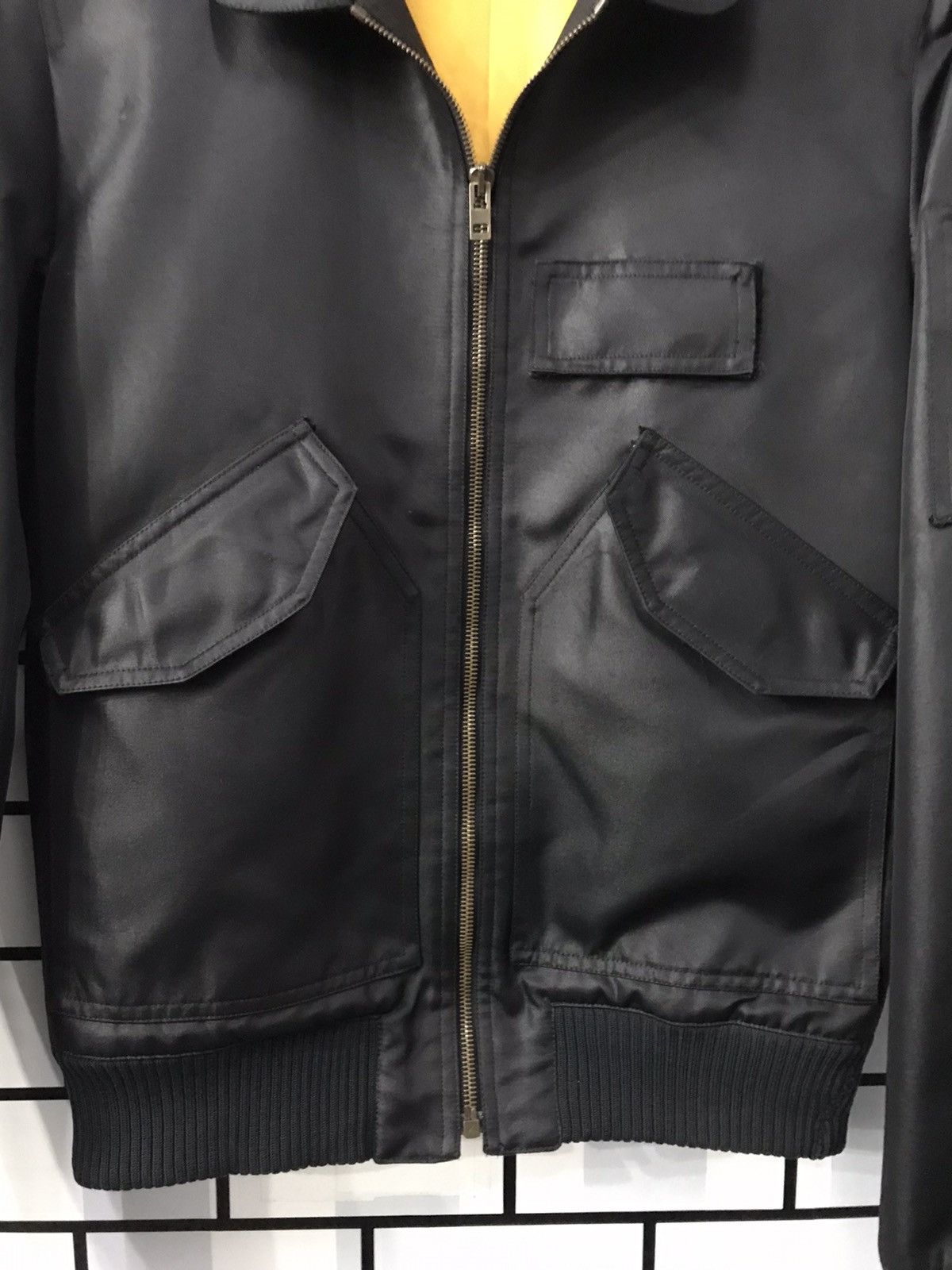 Dior × Hedi Slimane SS06 Dior Homme Hedi Slimane Ma-1 Bomber Jacket Size M / US 6-8 / IT 42-44 - 6 Thumbnail