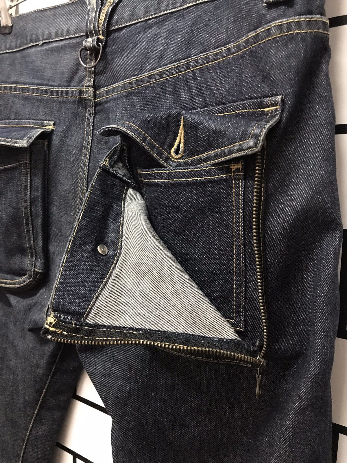 Japanese Brand × PPFM PPFM JAPAN MULTIPOCKET CURVE LEG BONDAGE DENIM PANTS Size US 34 / EU 50 - 14 Thumbnail