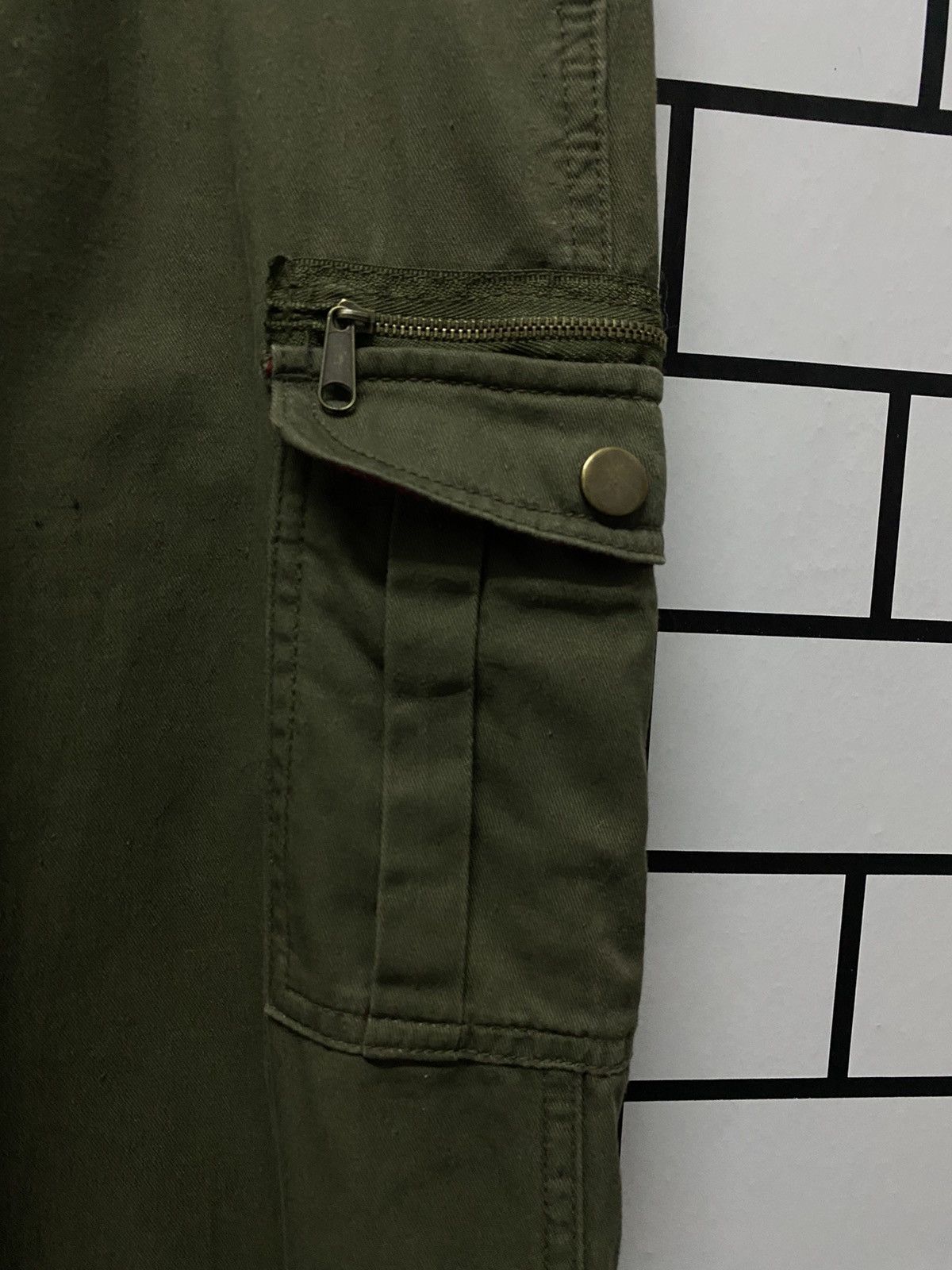 Japanese Brand Japanese Brand Cargo Pants Multi Pocket Tartans Lining Size US 32 / EU 48 - 11 Thumbnail