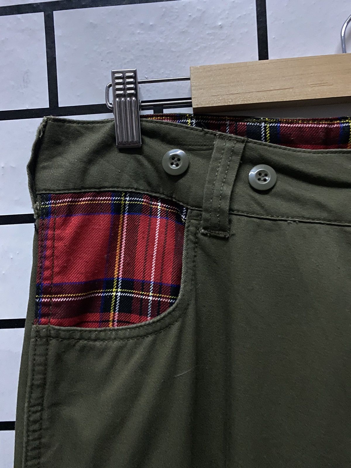 Japanese Brand Japanese Brand Cargo Pants Multi Pocket Tartans Lining Size US 32 / EU 48 - 13 Thumbnail