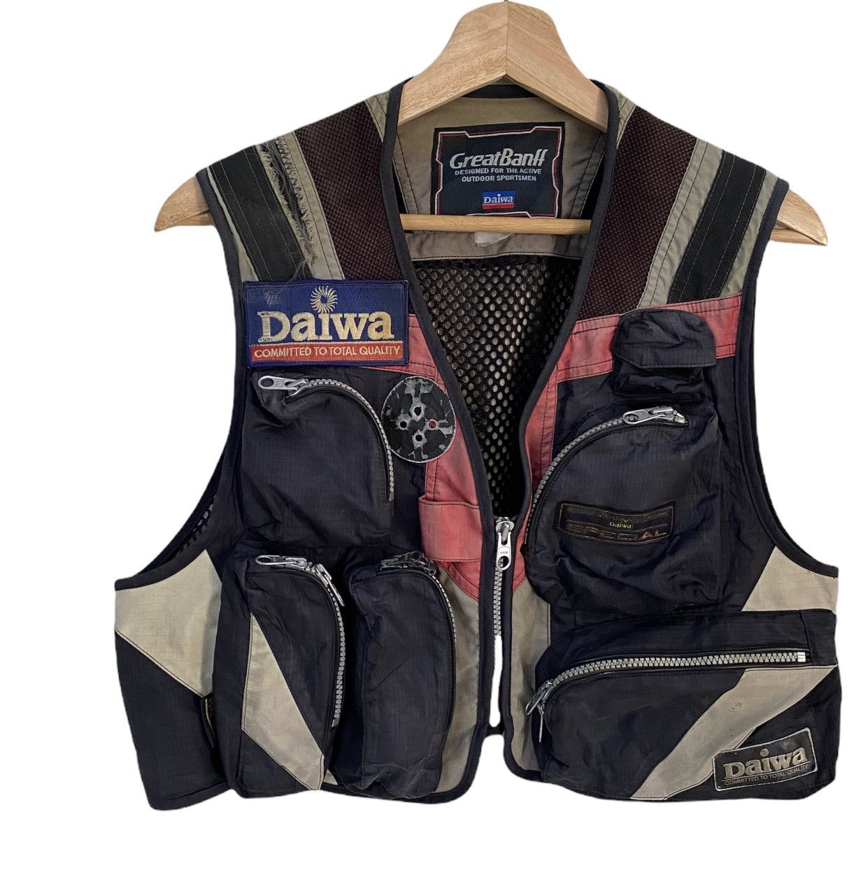 DAIWA 🇯🇵Vintage Daiwa Tactical Parachute Pocket Utility Vest Size US S / EU 44-46 / 1 - 3 Thumbnail