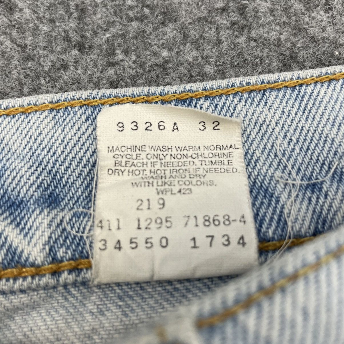 Levi's × Vintage Vintage Levi's 550 Light Wash Oren Tag -wc046 Size US 33 - 3 Thumbnail
