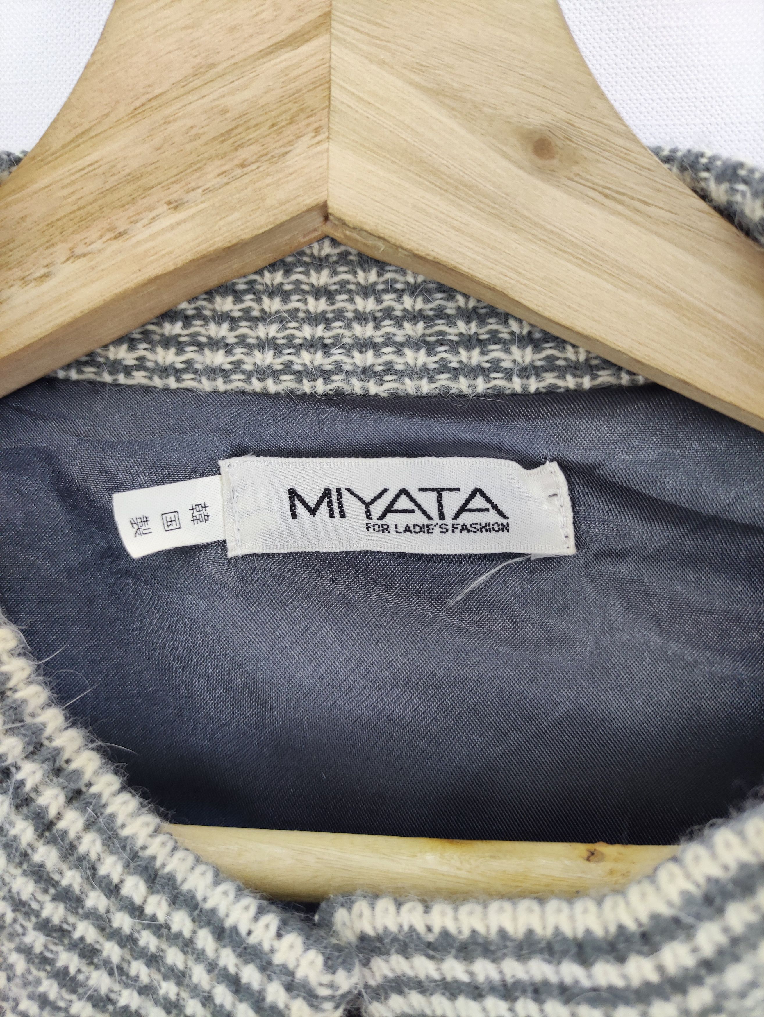 Japanese Brand Vintage Cardigan Jacket Flower Embroidered By Miyata Size M / US 6-8 / IT 42-44 - 4 Thumbnail