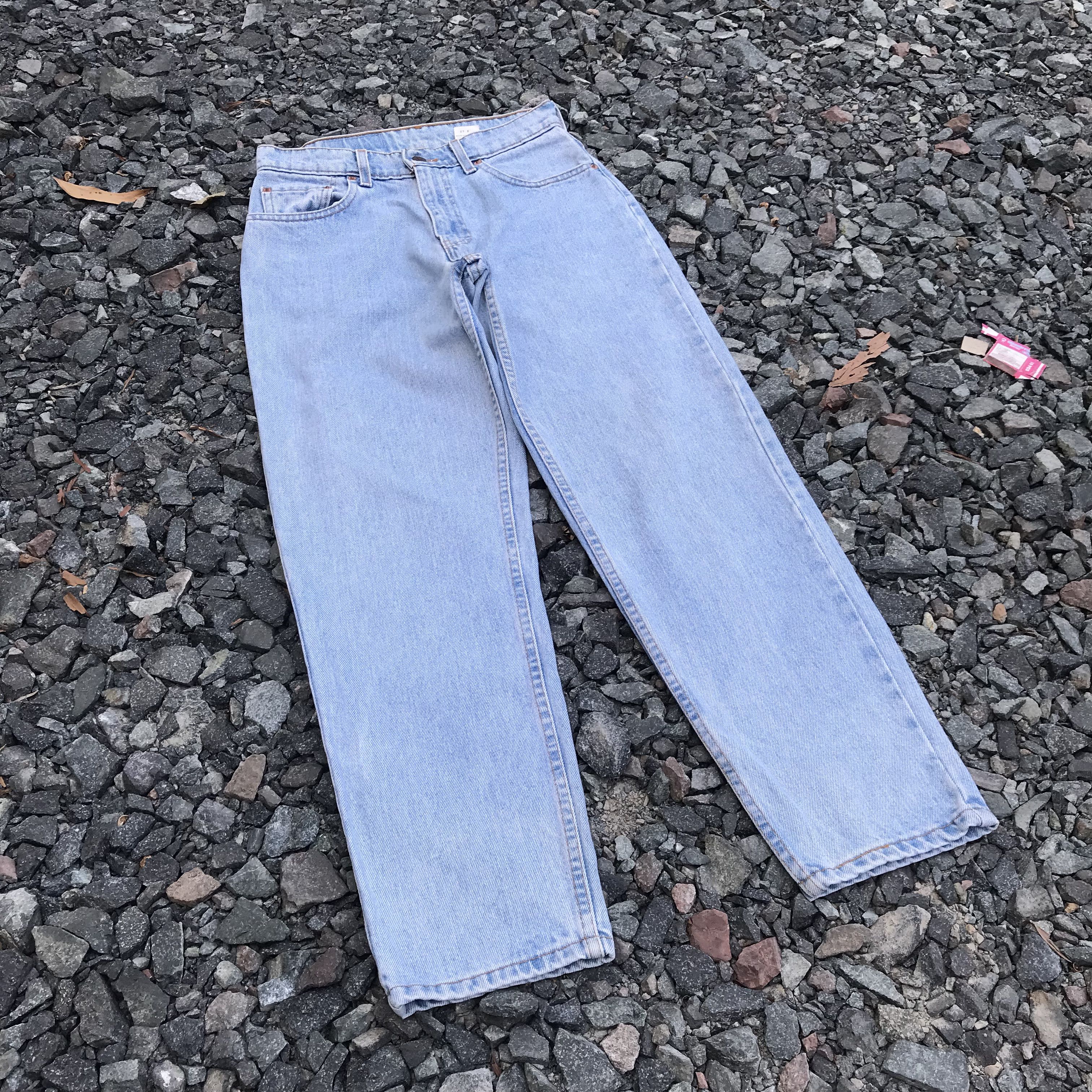 Levi's × Vintage Vintage Levis 550 relaxed fix tapered leg faded lightwash Size US 29 - 1 Thumbnail