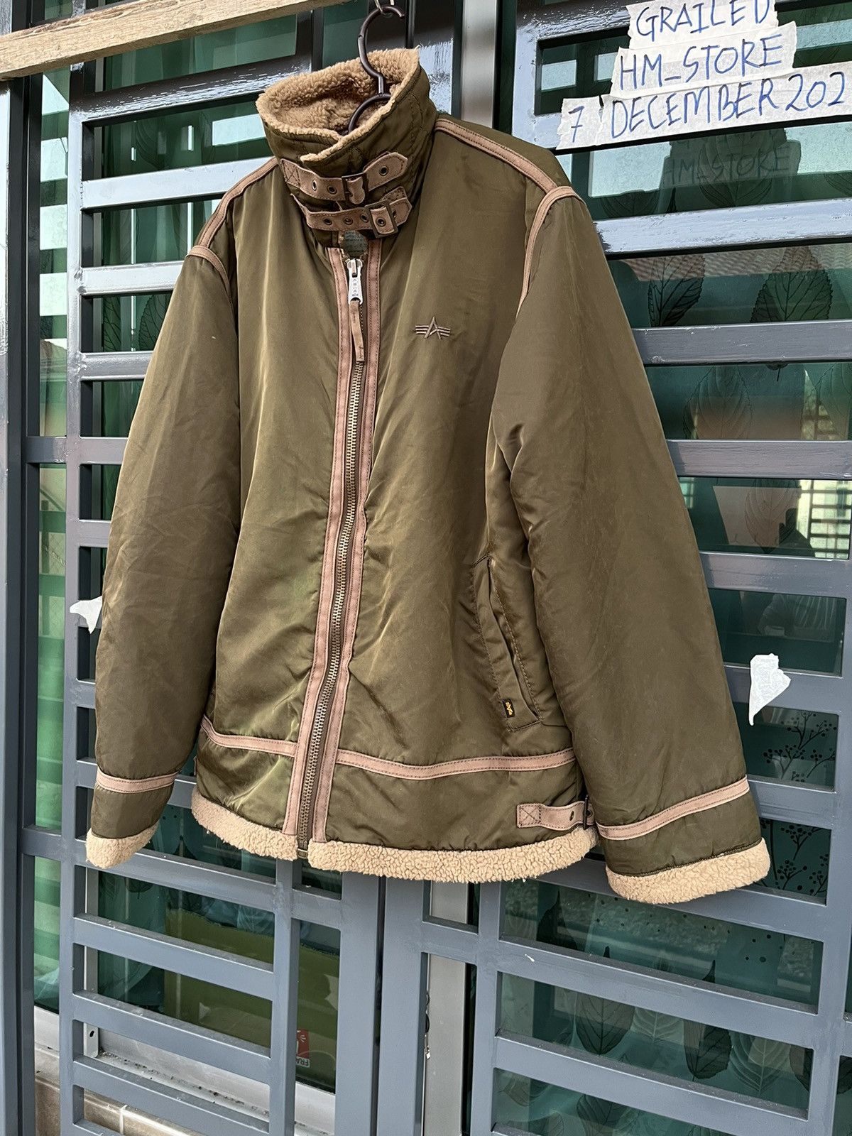 Alpha Industries (A31). ALPHA INDUSTRIES SHERLING JACKET Size US L / EU 52-54 / 3 - 3 Thumbnail