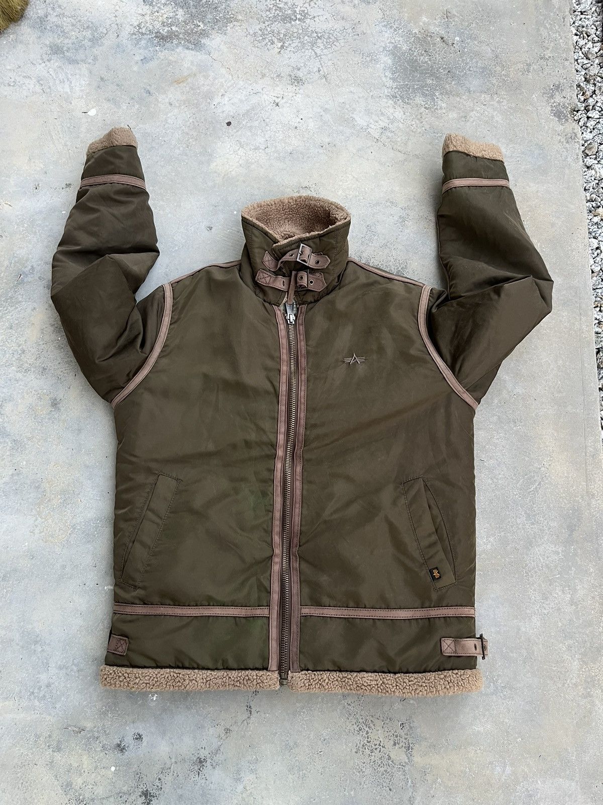 Alpha Industries (A31). ALPHA INDUSTRIES SHERLING JACKET Size US L / EU 52-54 / 3 - 13 Thumbnail