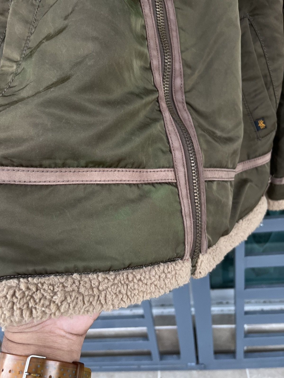 Alpha Industries (A31). ALPHA INDUSTRIES SHERLING JACKET Size US L / EU 52-54 / 3 - 7 Thumbnail