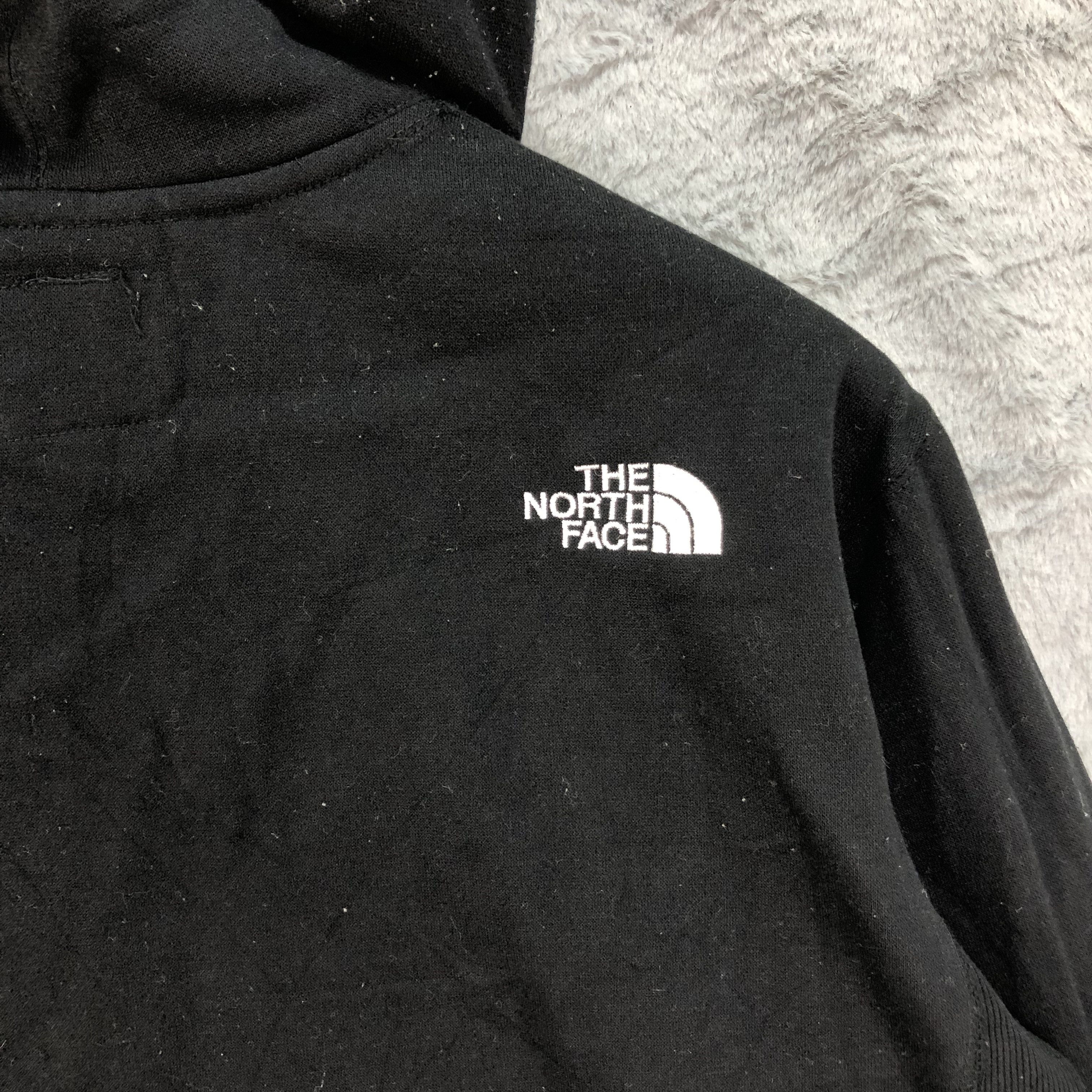 The North Face The North Face All Black Pullover Hoodies #4502-156 Size US M / EU 48-50 / 2 - 13 Thumbnail