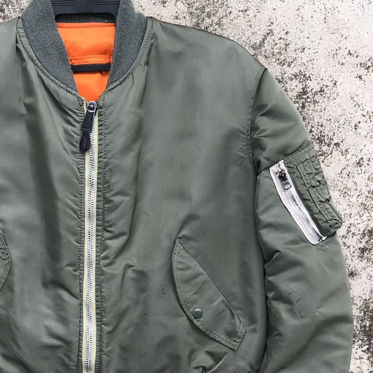 Alpha Industries Vintage Air Force Intermediate Ma-1 Bomber Jacket Size US L / EU 52-54 / 3 - 8 Thumbnail