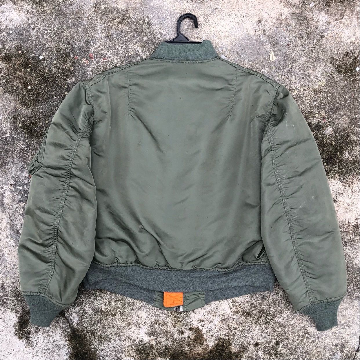 Alpha Industries Vintage Air Force Intermediate Ma-1 Bomber Jacket Size US L / EU 52-54 / 3 - 12 Thumbnail