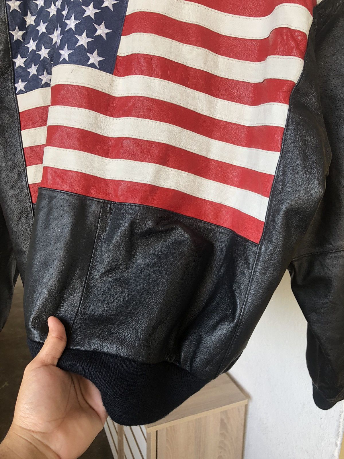Michael Hoban Rare❗️Vintage Michael Hoban USA Flag Leather Bomber Jackets Size US XL / EU 56 / 4 - 11 Thumbnail