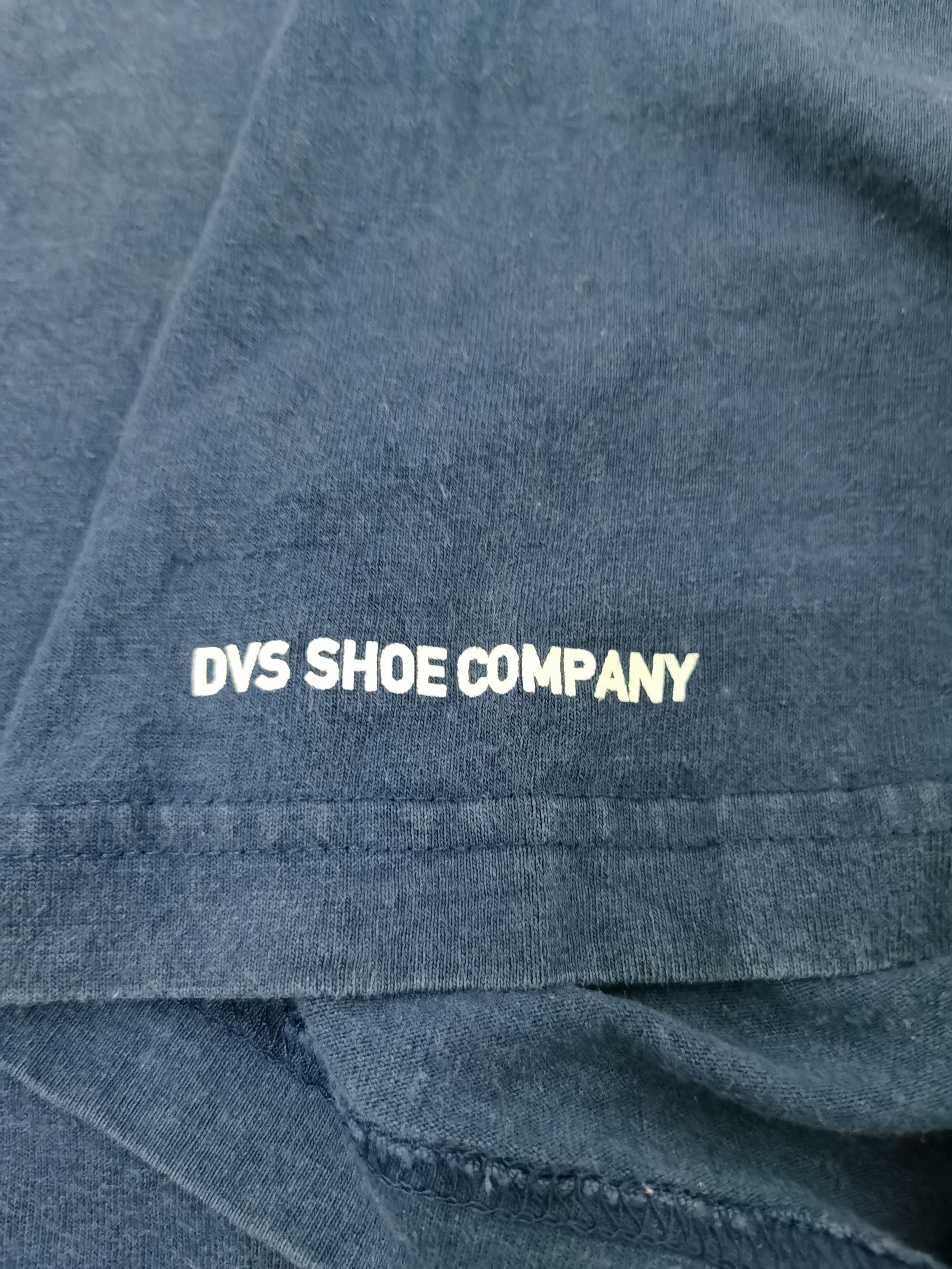 DVS × Santa Cruz Skateboards Vintage DVS Shoes Company T-shirt Size US XL / EU 56 / 4 - 3 Thumbnail