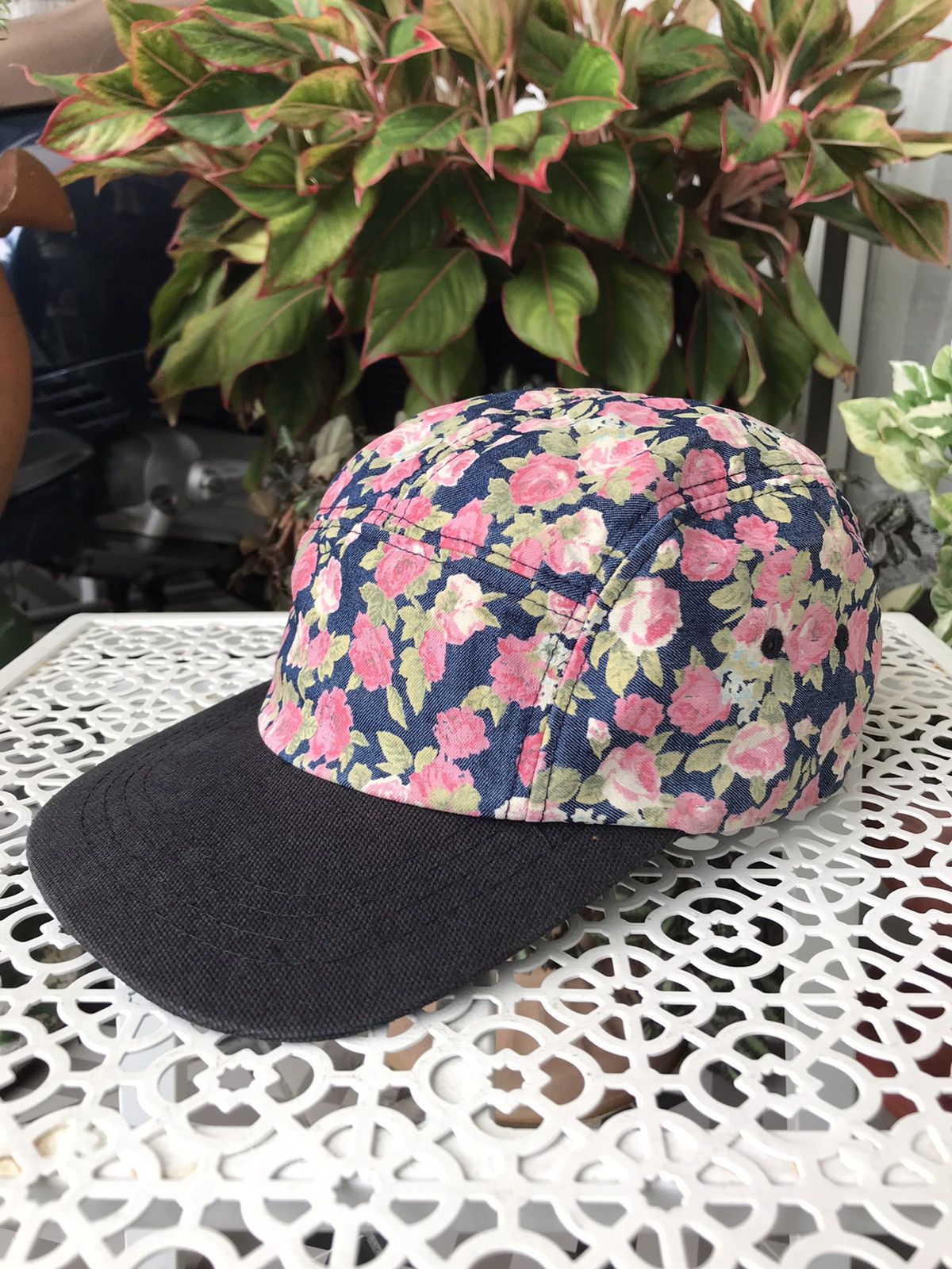 Japanese Brand 5-PANEL ROSES OVERPRINTED CAP HAT BY DONG JIN Size ONE SIZE - 1 Thumbnail