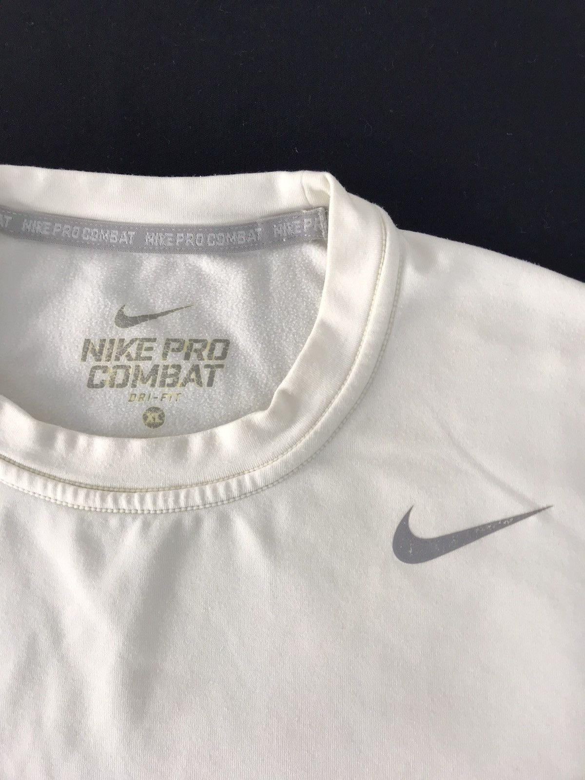 Nike Nike Pro Combat Dri Fit Longsleeve Jerseys Tee Size US M / EU 48-50 / 2 - 6 Thumbnail