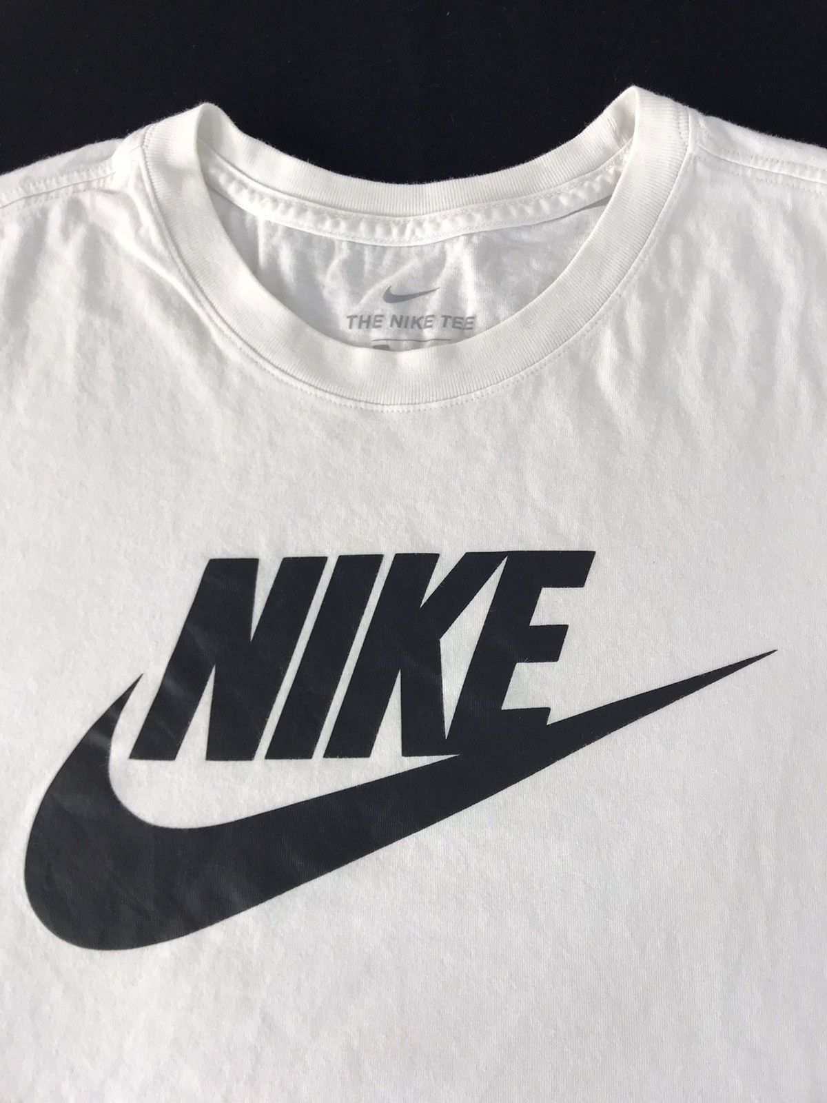 Nike Nike Swoosh Big Logo Printed Design Tee T-shirt Size US M / EU 48-50 / 2 - 3 Thumbnail