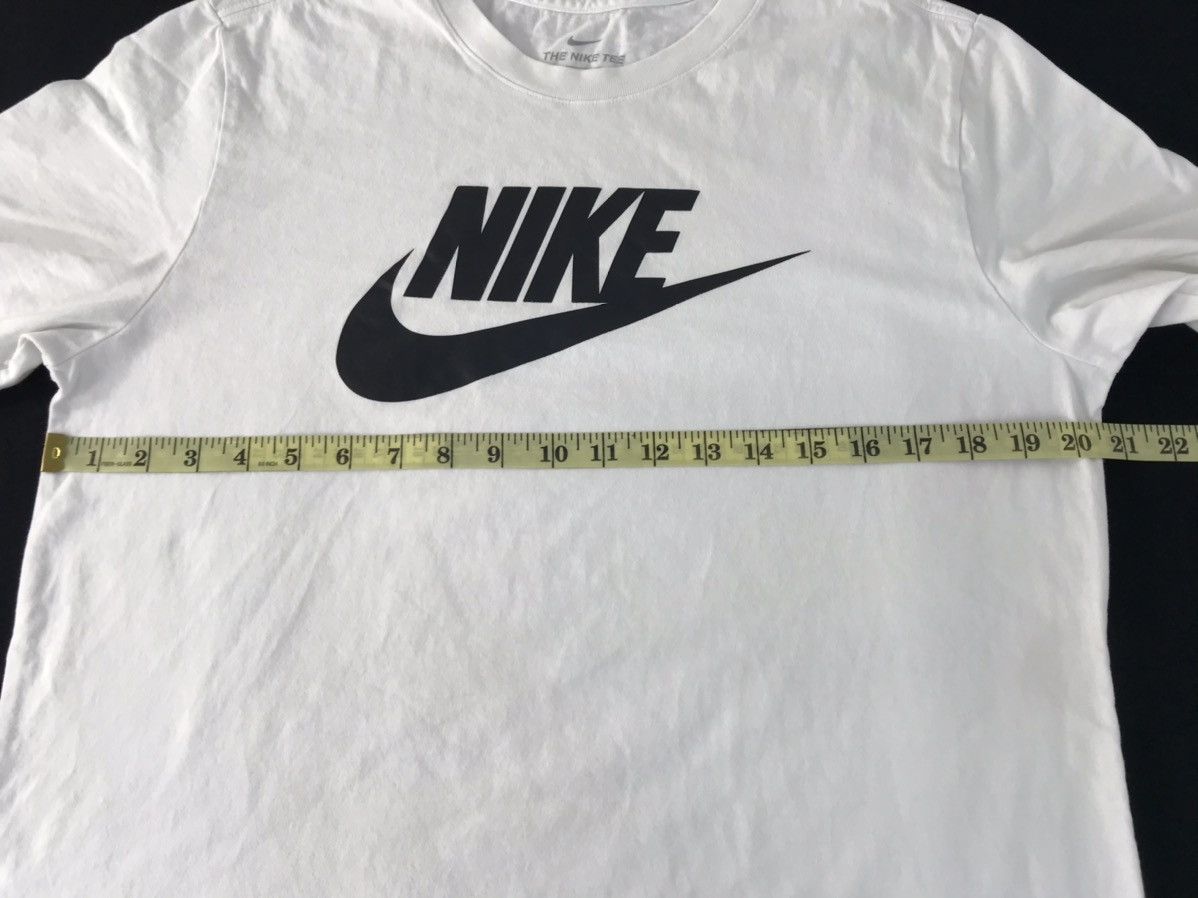 Nike Nike Swoosh Big Logo Printed Design Tee T-shirt Size US M / EU 48-50 / 2 - 10 Thumbnail