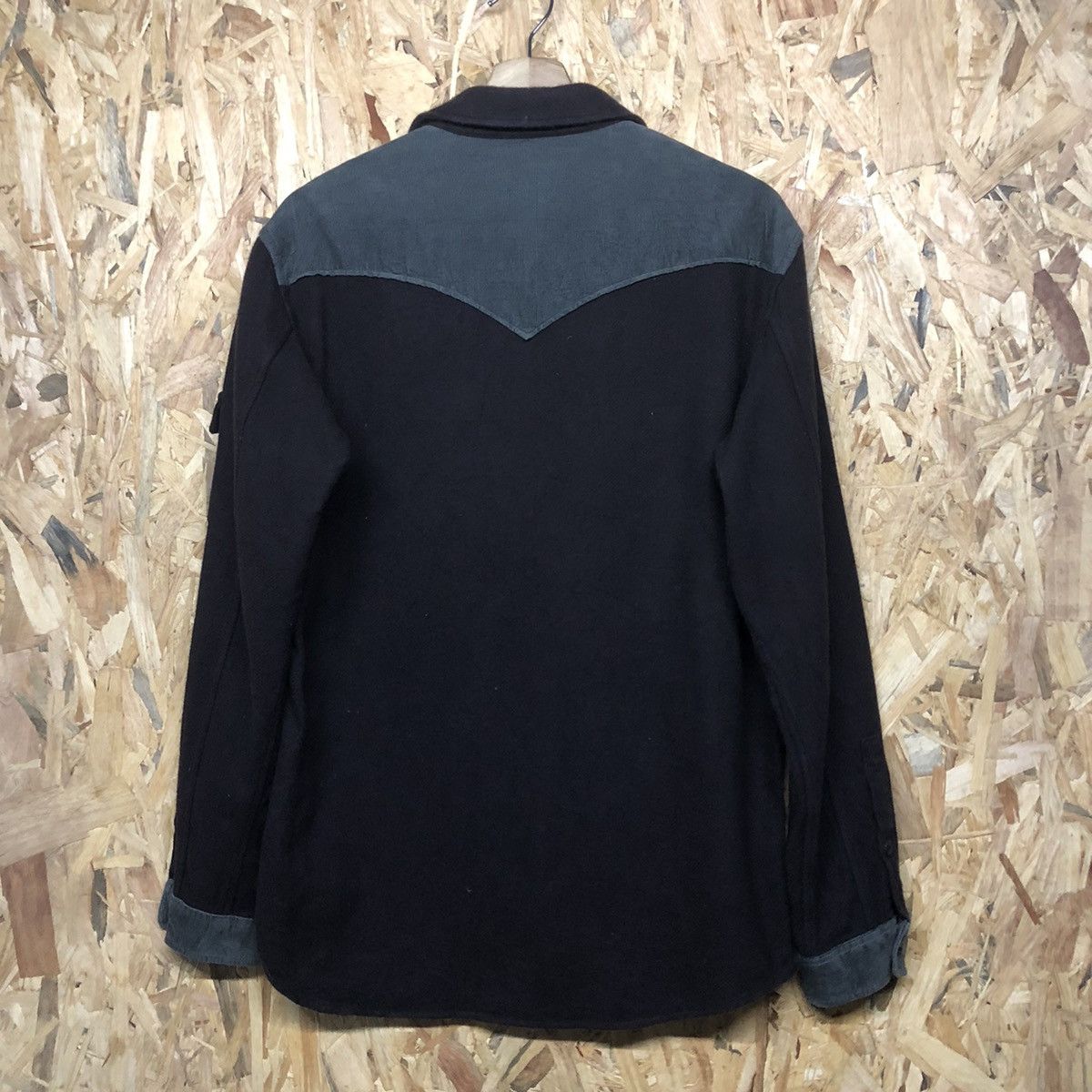Undercover × Uniqlo UU UNIQLO UNDERCOVER BUTTON UP JACKET Size US M / EU 48-50 / 2 - 4 Thumbnail