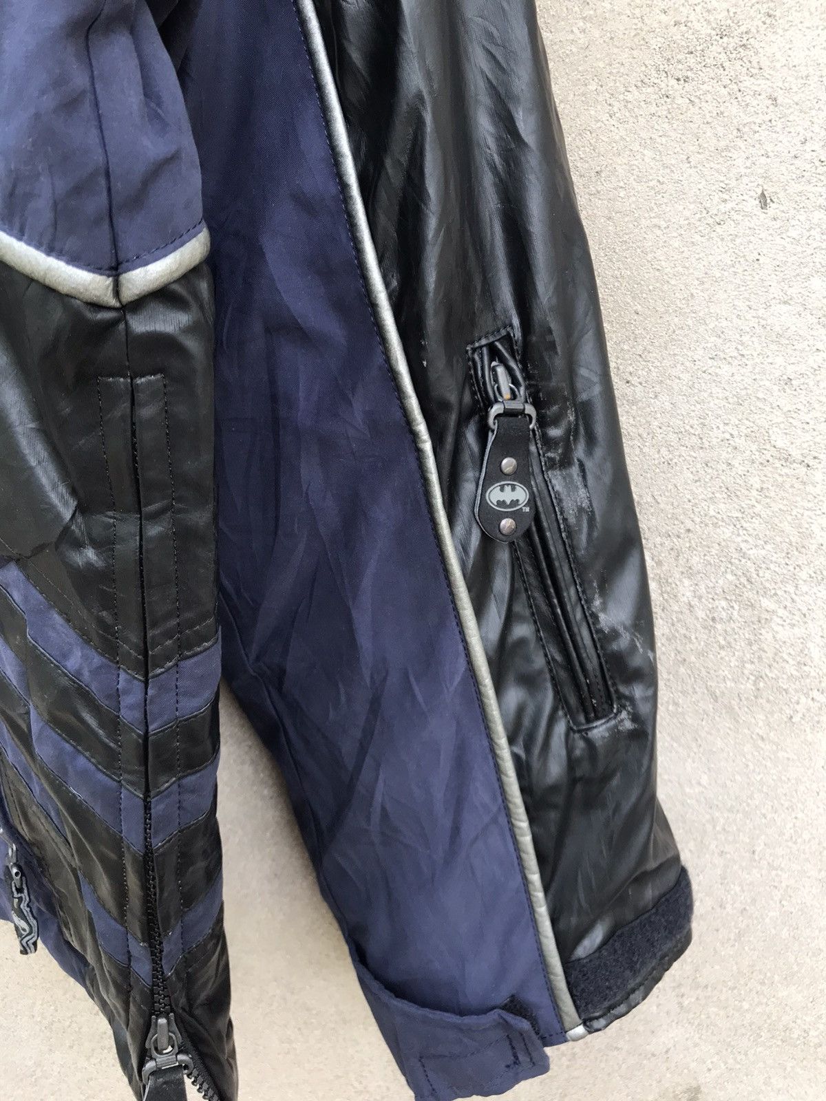 DC Comics FABLICE BATMAN SKI JACKET CHAMPION TEAM Size US L / EU 52-54 / 3 - 11 Thumbnail