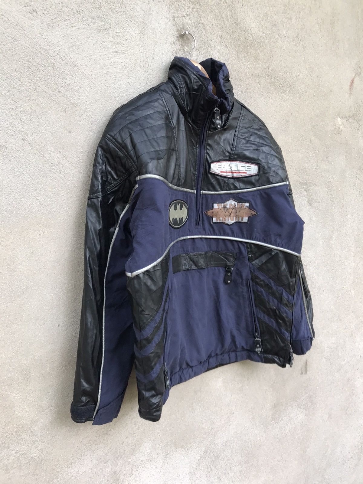 DC Comics FABLICE BATMAN SKI JACKET CHAMPION TEAM Size US L / EU 52-54 / 3 - 4 Thumbnail