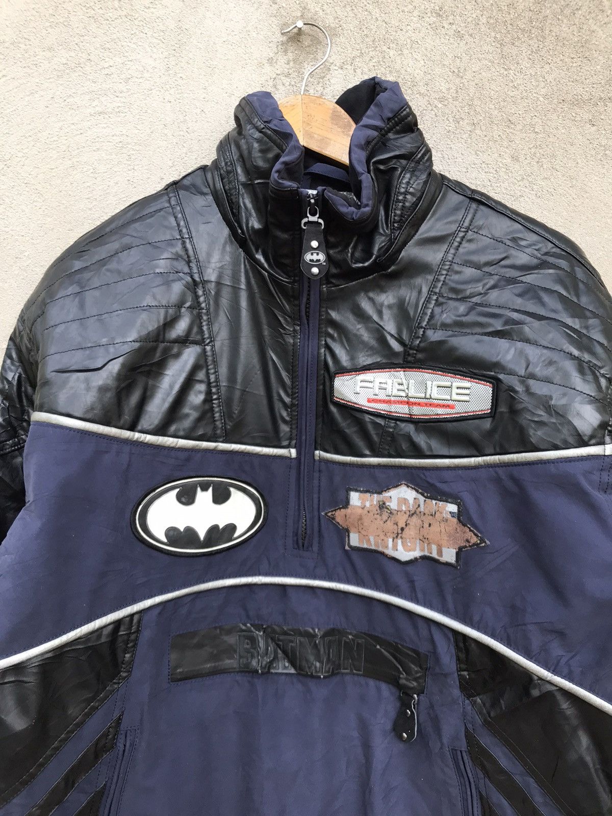 DC Comics FABLICE BATMAN SKI JACKET CHAMPION TEAM Size US L / EU 52-54 / 3 - 10 Thumbnail