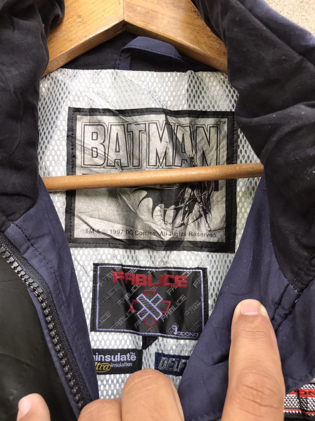 DC Comics FABLICE BATMAN SKI JACKET CHAMPION TEAM Size US L / EU 52-54 / 3 - 8 Thumbnail