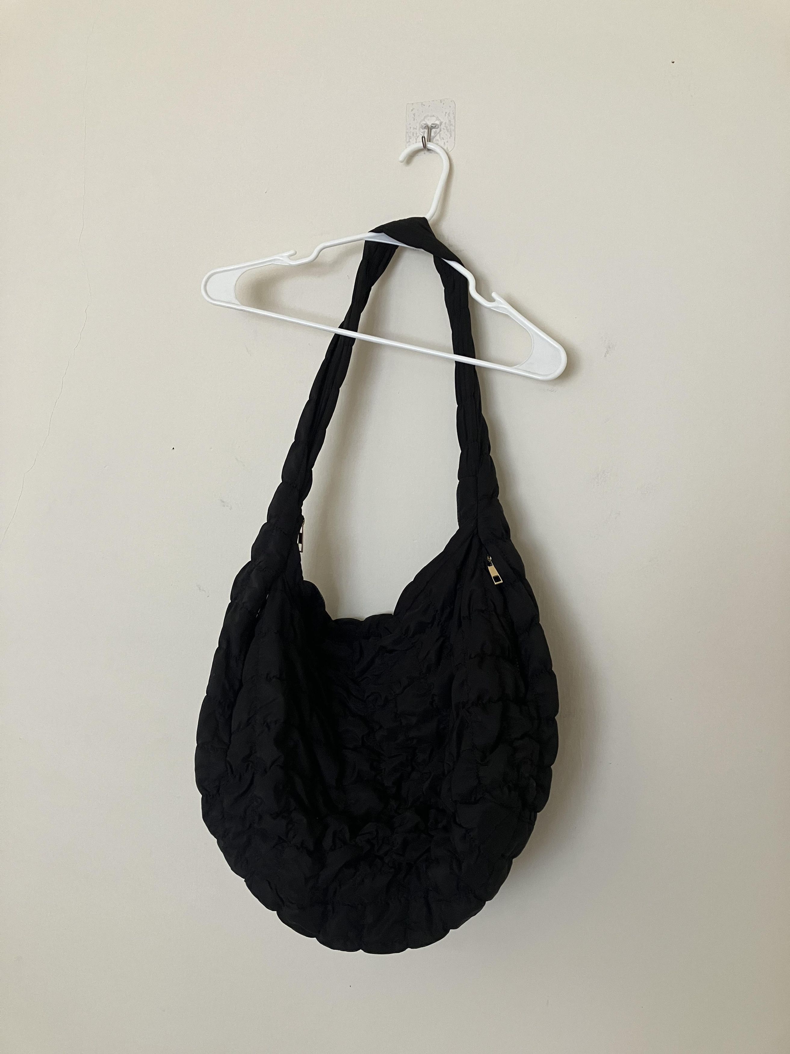 QUILTED OVERSIZED CROSSBODY BAG - LEATHER - BLACK - COS