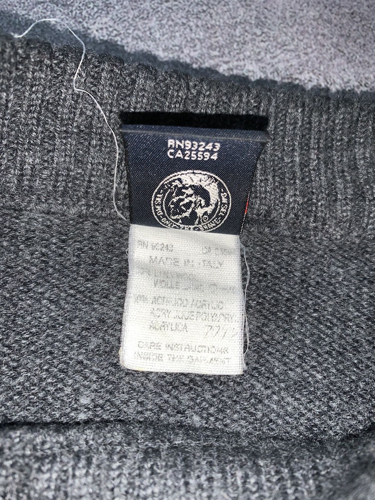 Diesel × Vintage Diesel S red big logo sweater centre sweatshirt knitwear y2k Size US S / EU 44-46 / 1 - 7 Thumbnail